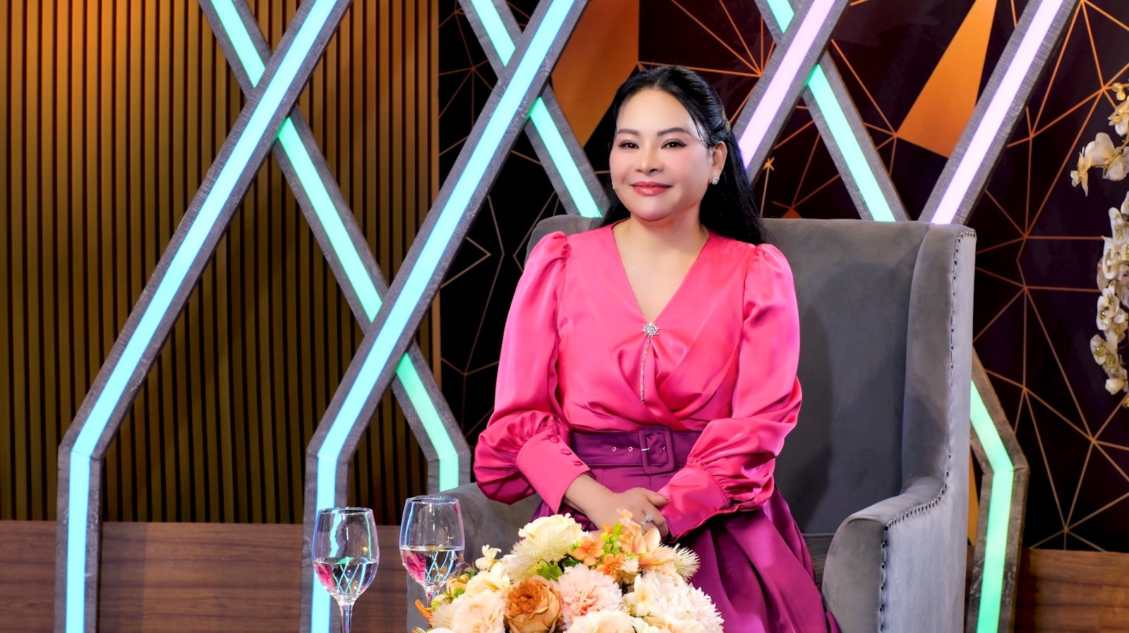 Ca sĩ Đông Đào: Hơn 30 năm đi hát, chưa bao giờ tôi thấy đủ!