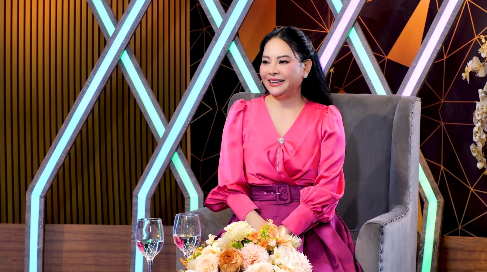 Ca sĩ Đông Đào: Hơn 30 năm đi hát, chưa bao giờ tôi thấy đủ!