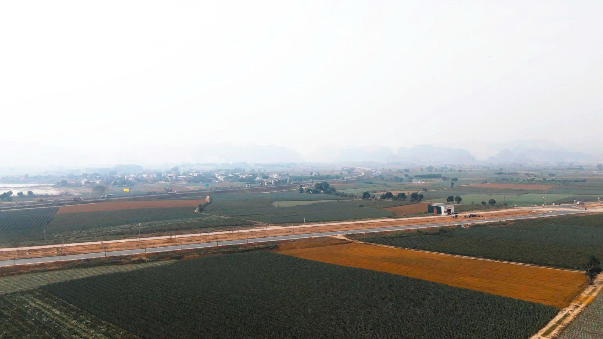 Loạt cảnh sắc kỳ vĩ, ma mị khắp miền Bắc lần đầu bước lên màn ảnh trong phim kinh dị 'Đồi hành xác: Tà thuyết đen trở lại'