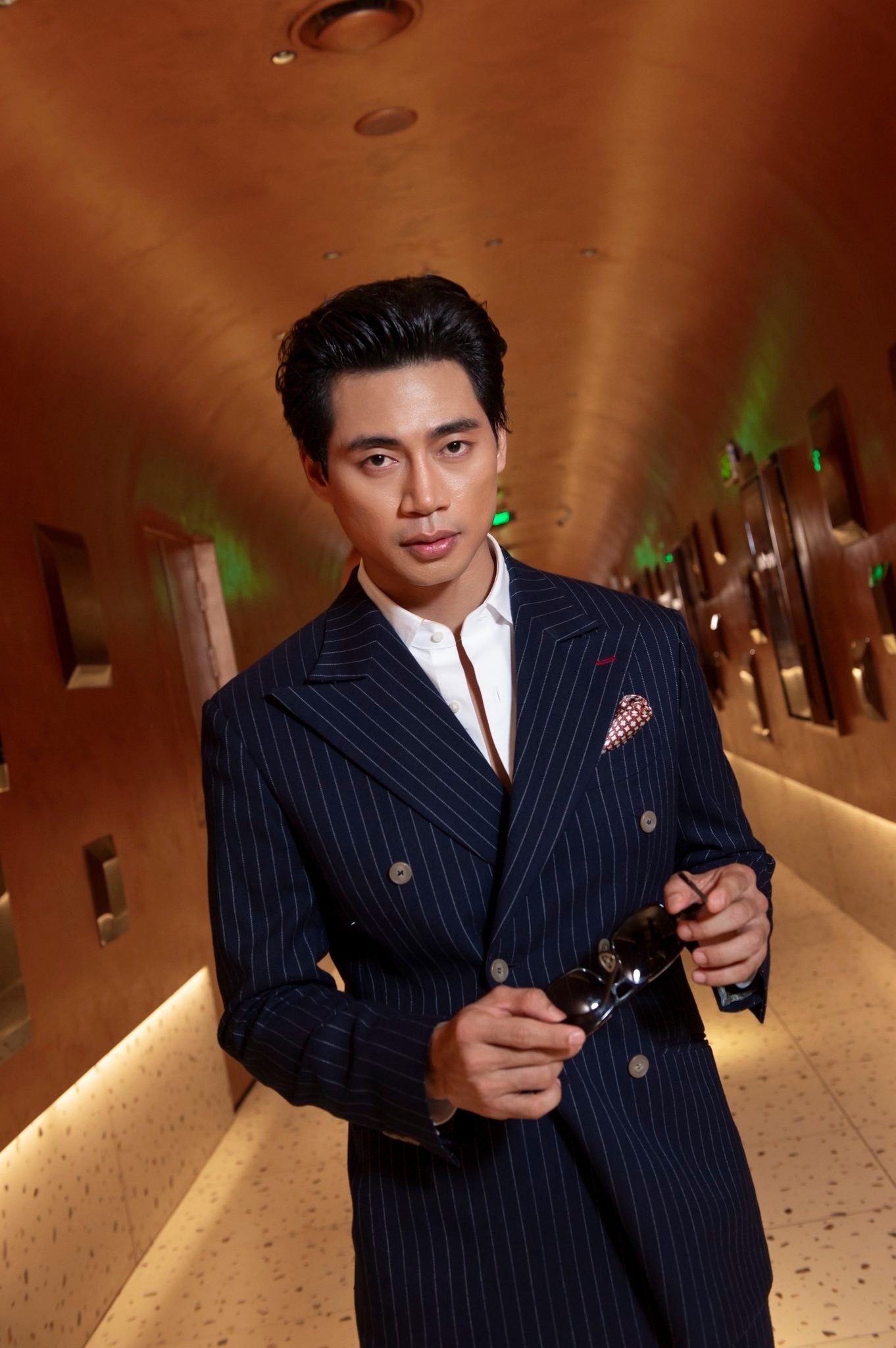 Lợi Trần và 'cú twist' ngoạn mục trong 'Tử chiến trên không'