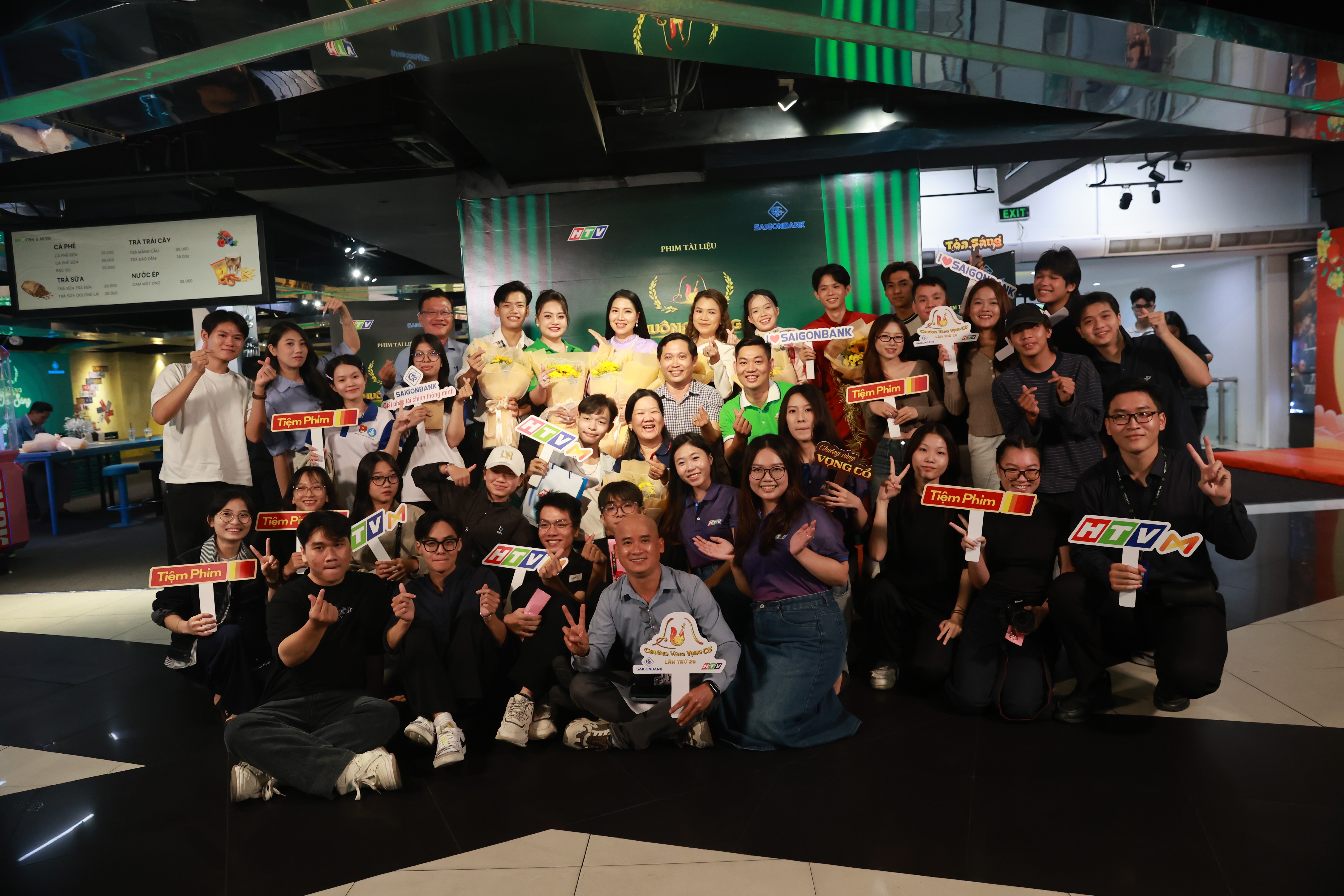 Hãng phim TFS ra mắt phim tài liệu kỷ niệm chặng đường 20 năm cuộc thi 'Chuông vàng vọng cổ'