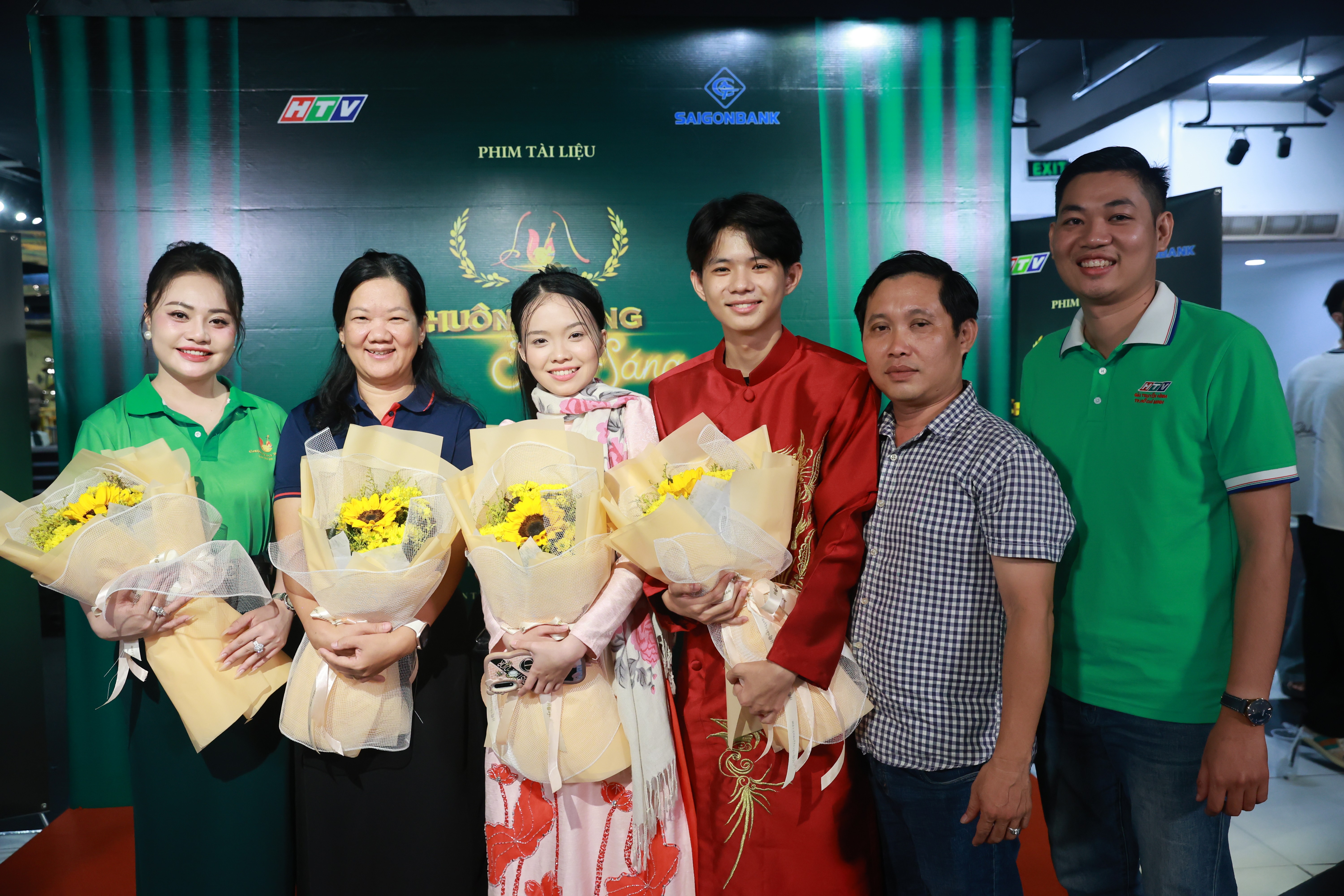 Hãng phim TFS ra mắt phim tài liệu kỷ niệm chặng đường 20 năm cuộc thi 'Chuông vàng vọng cổ'