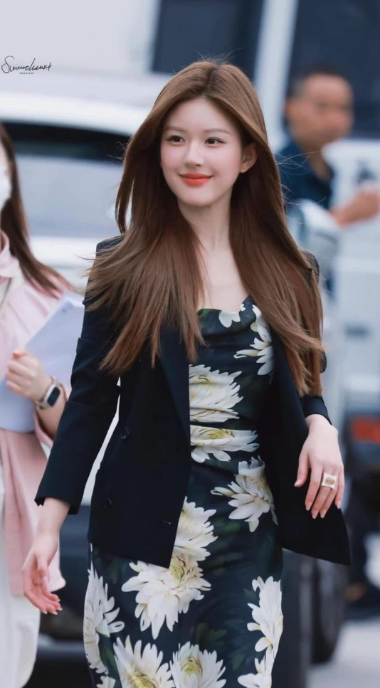 Phim của Triệu Lộ Tư, Trần Vỹ Đình lên sóng bất ngờ