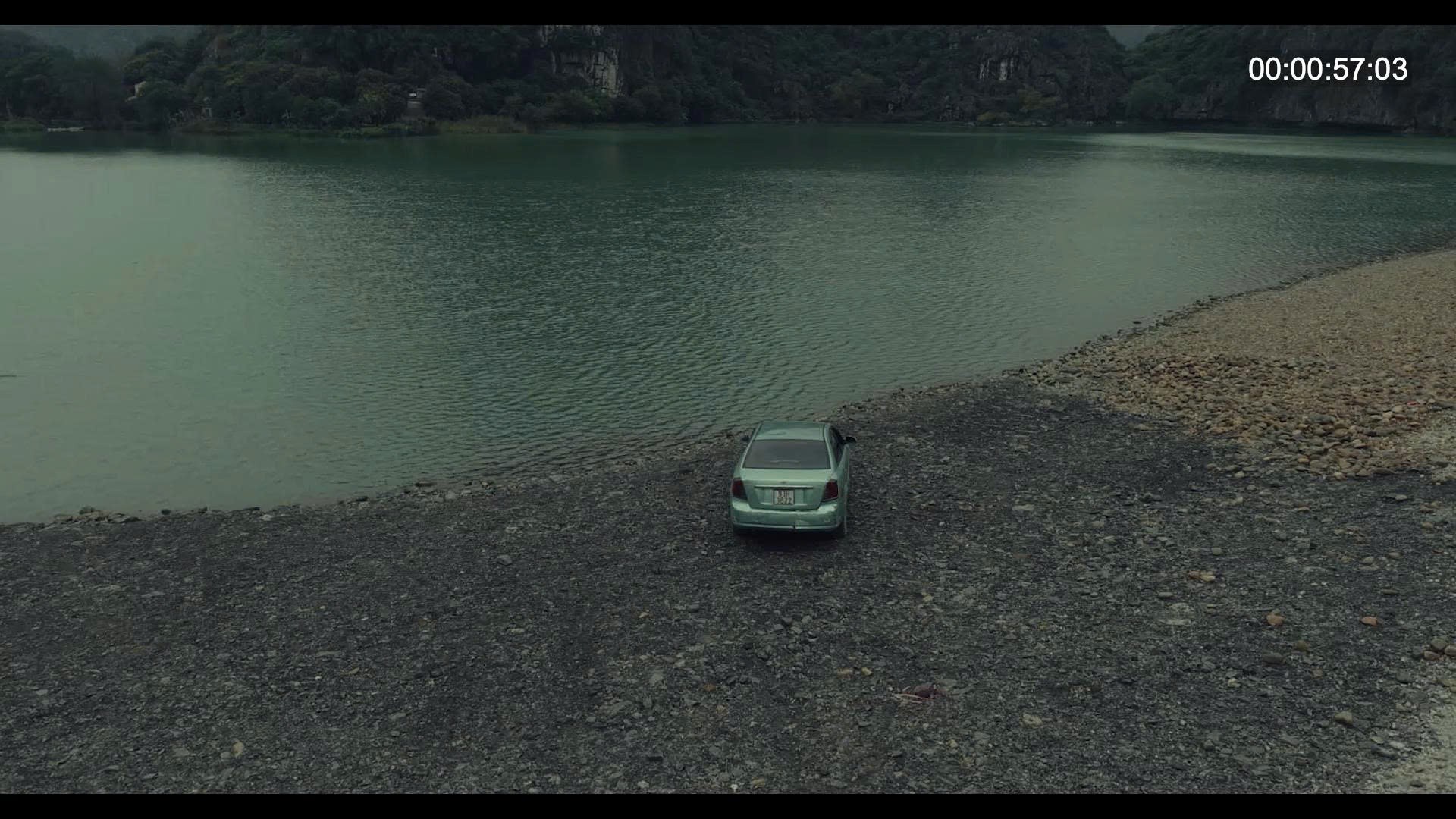 Những con số ấn tượng của phim kinh dị 'Đồi hành xác: Tà thuyết đen trở lại'