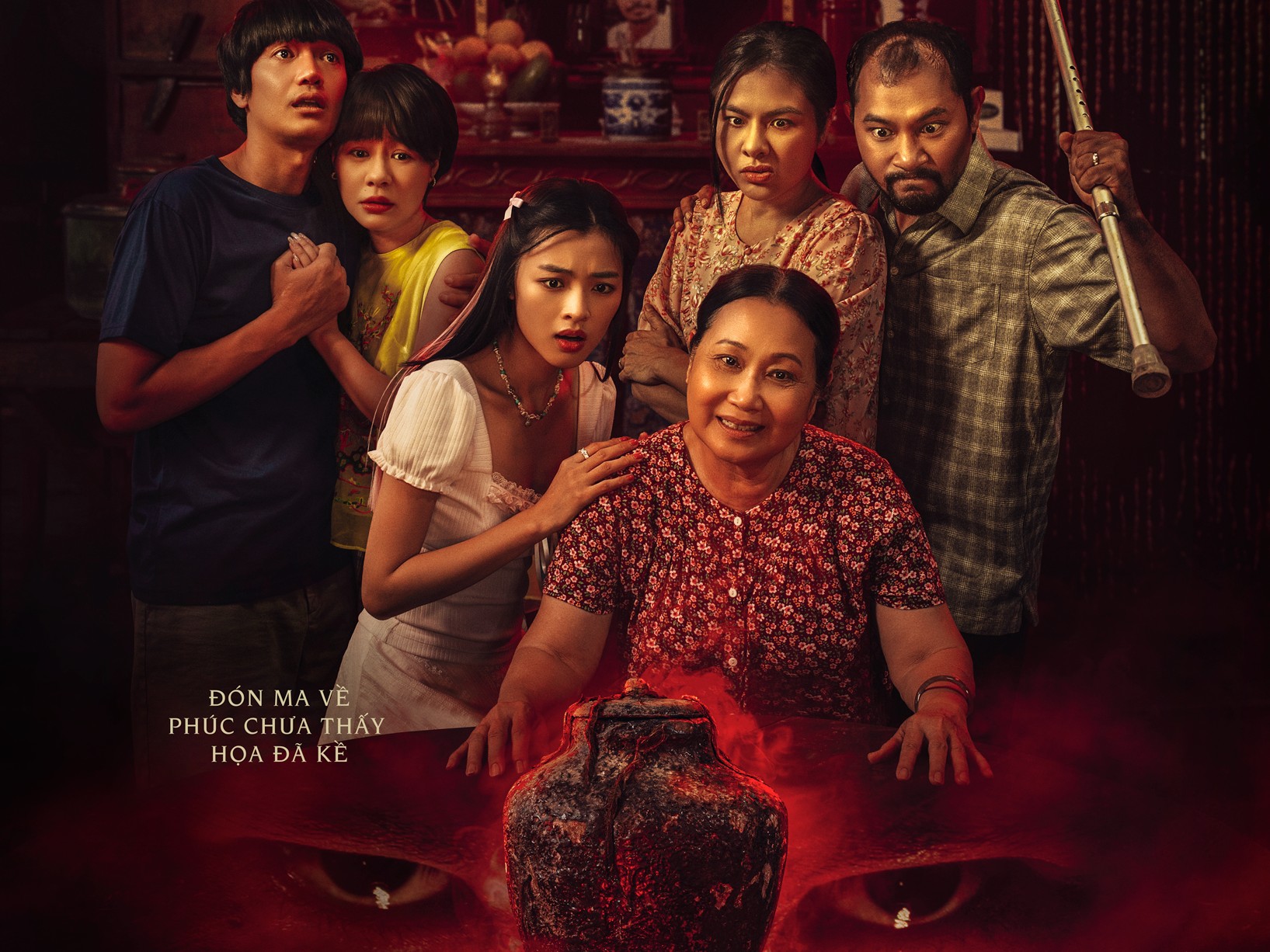 Poster 'Nhà ma xó' hé lộ sự nguy hiểm từ chiếc khạp sành bí ẩn