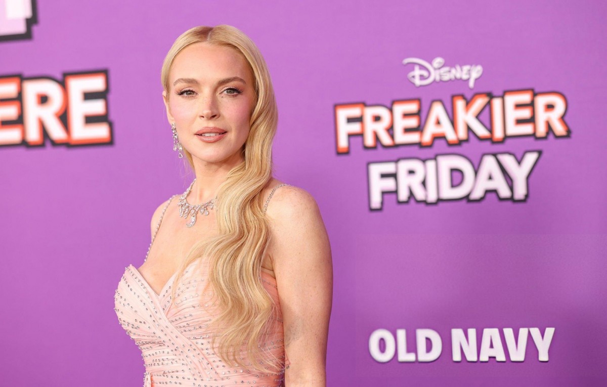 Lindsay Lohan: Đứng lên từ vực thẳm nghiện ngập