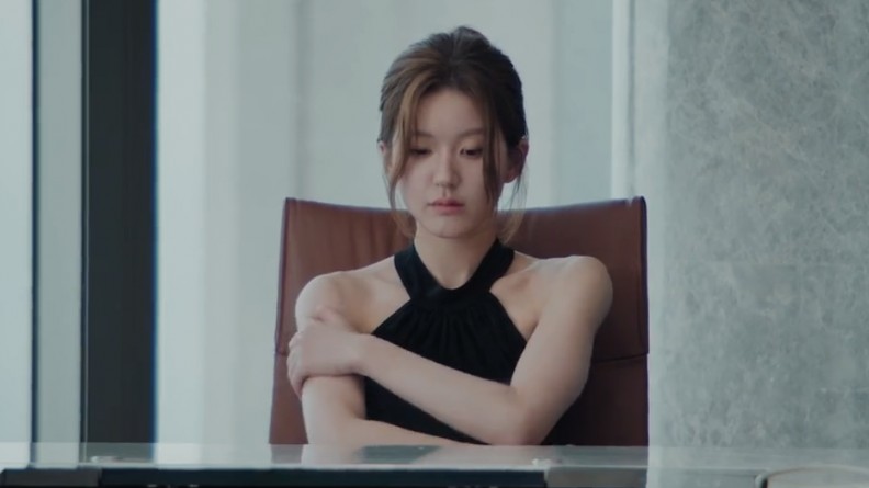 Vì sao phim của Triệu Lộ Tư gây tranh cãi nảy lửa trên mạng xã hội?