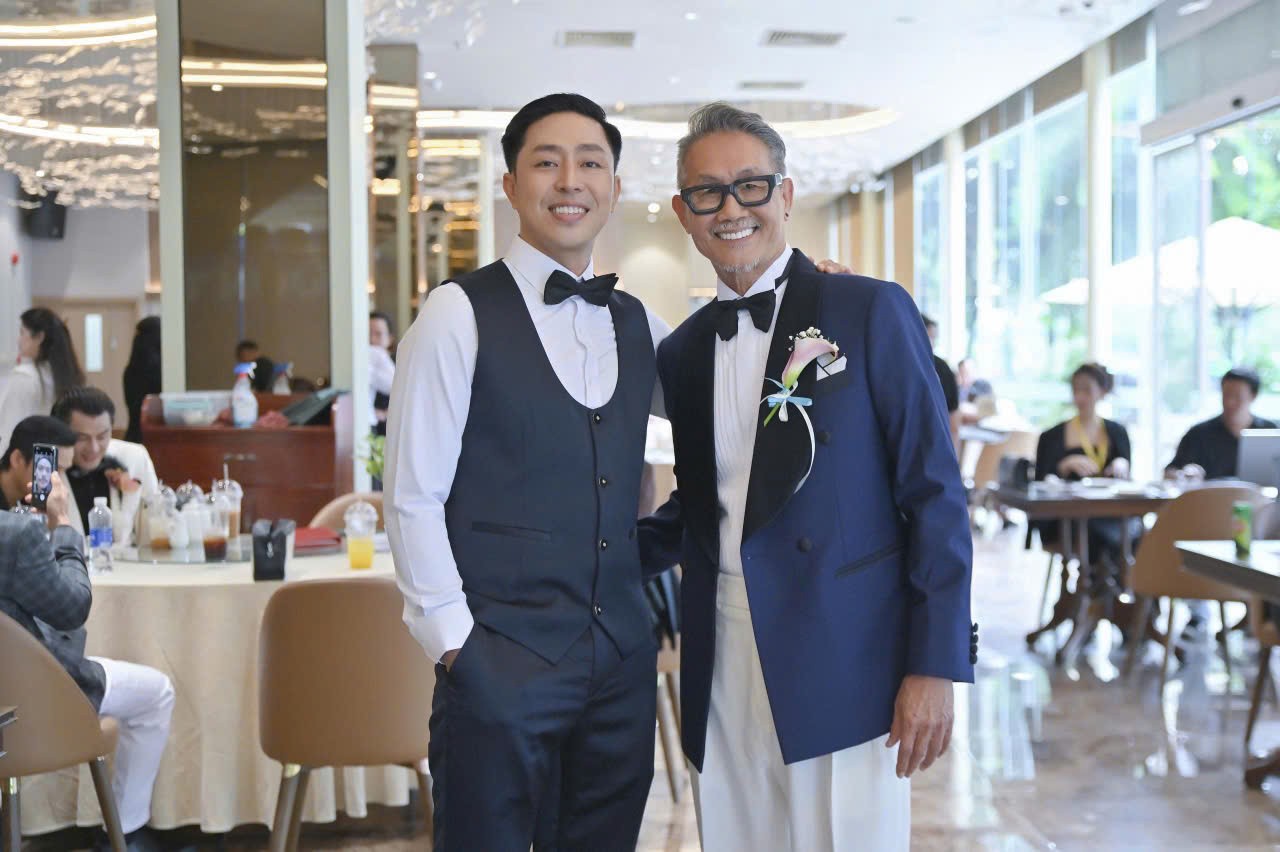 Khi Á quân Quách Hữu Lộc - Hotboy của làng điện ảnh run vì diễn… thời trang!