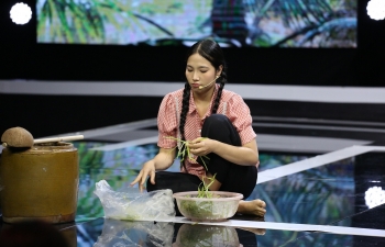 'Chinh phục đam mê' tập 3: NSND Kim Xuân muốn diễn viên trẻ mang 'hơi thở hiện đại' vào phần thi diễn xuất