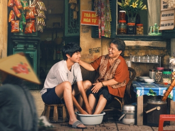 Trần Bờm tái xuất sau 11 năm 'Bố ơi mình đi đâu thế?', nhận vai chính trong 'Bà đừng buồn con' của đạo diễn Hoàng Nam