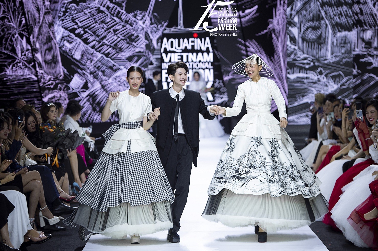 Triển lãm 'Miệt Cù Lao' – Dấu ấn 10 năm gắn bó cùng thời trang của NTK Nguyễn Minh Công