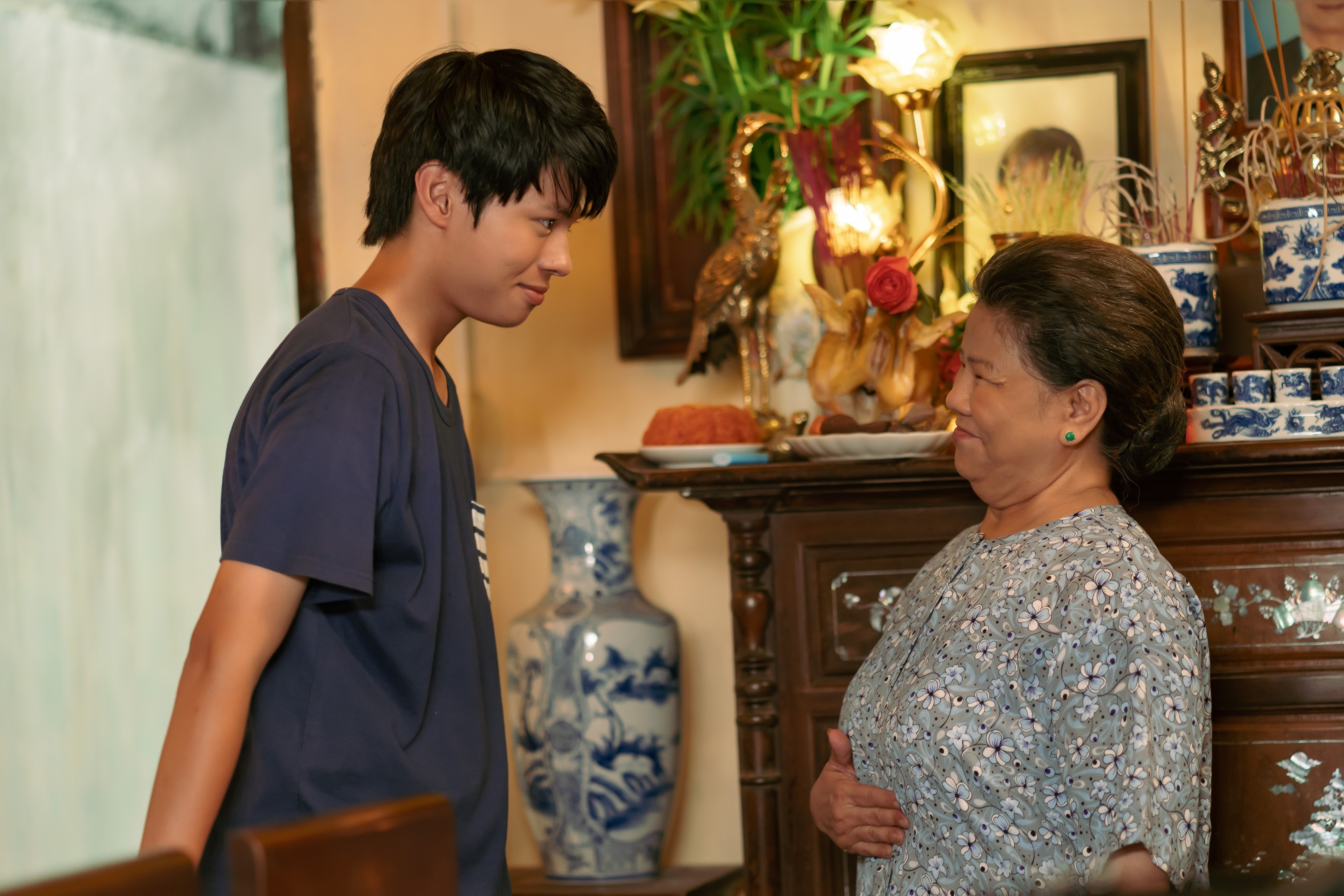 Trần Bờm tái xuất sau 11 năm 'Bố ơi mình đi đâu thế?', nhận vai chính trong 'Bà đừng buồn con' của đạo diễn Hoàng Nam