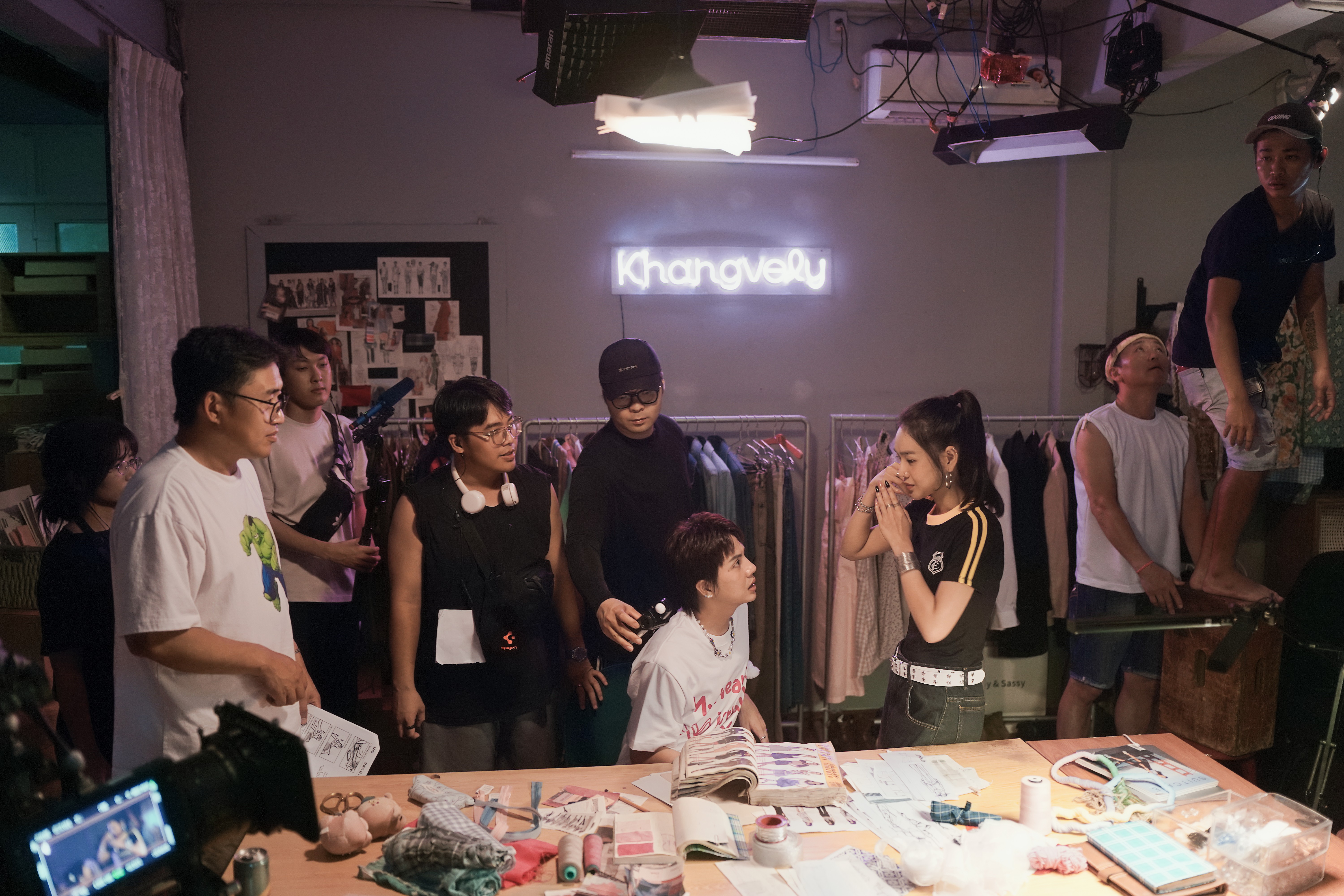 'Tay anh giữ một vì sao' gắn nhãn K: Câu chuyện tình yêu xuyên biên giới chinh phục khán giả ở mọi lứa tuổi