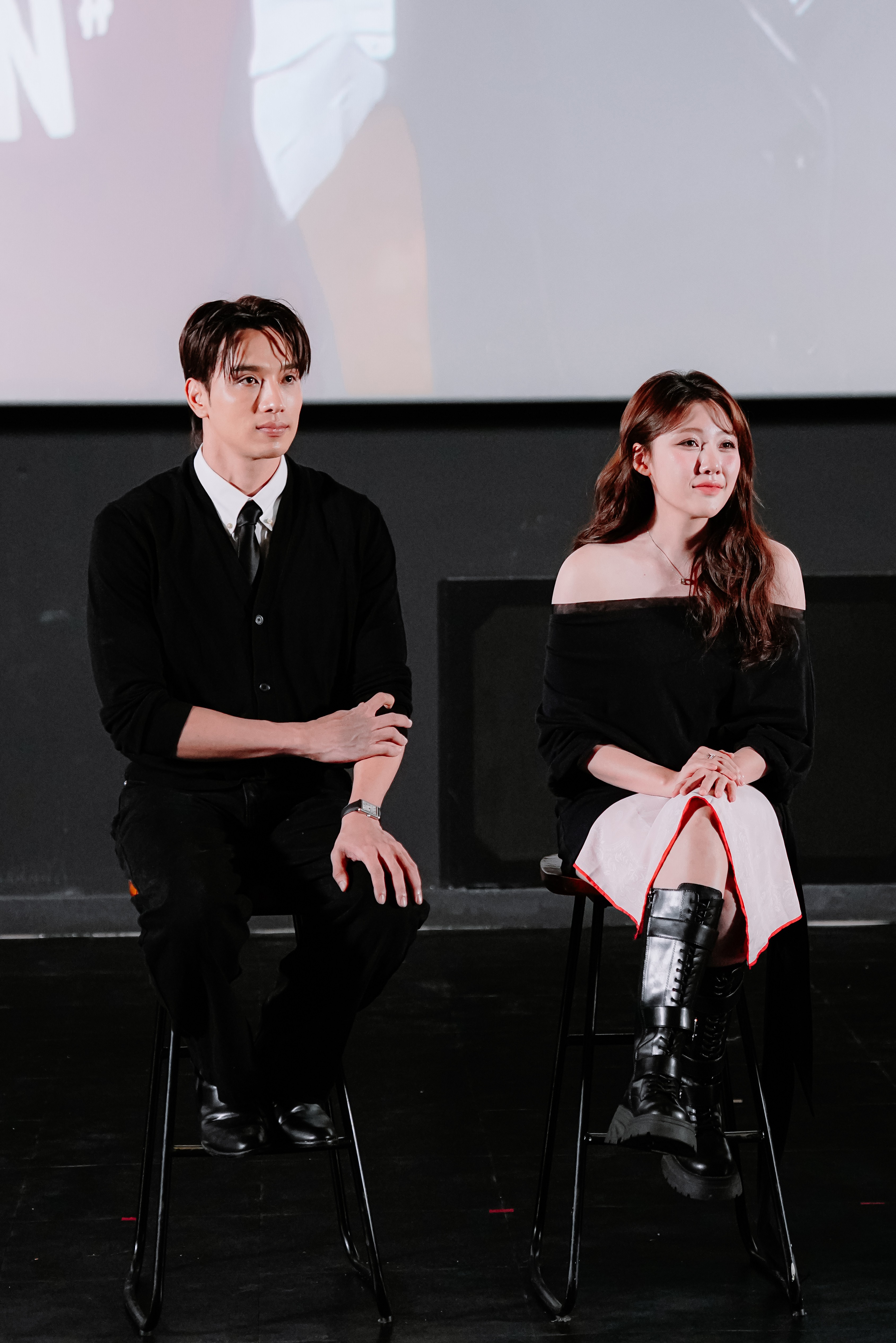 Đạo diễn Vũ Thành Vinh: 'Chị ngã em nâng' chính là câu chuyện thật về cuộc đời của bà xã mình