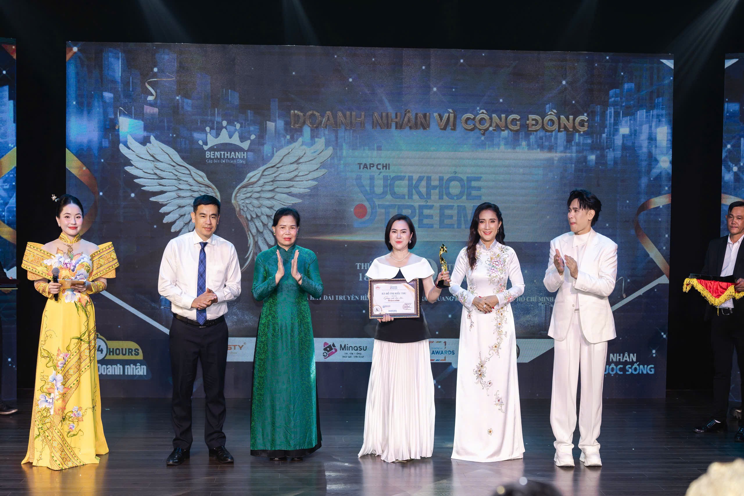 Nguyên Vũ lấy doanh thu MV mới góp vào quỹ 'Vì nụ cười trẻ em'