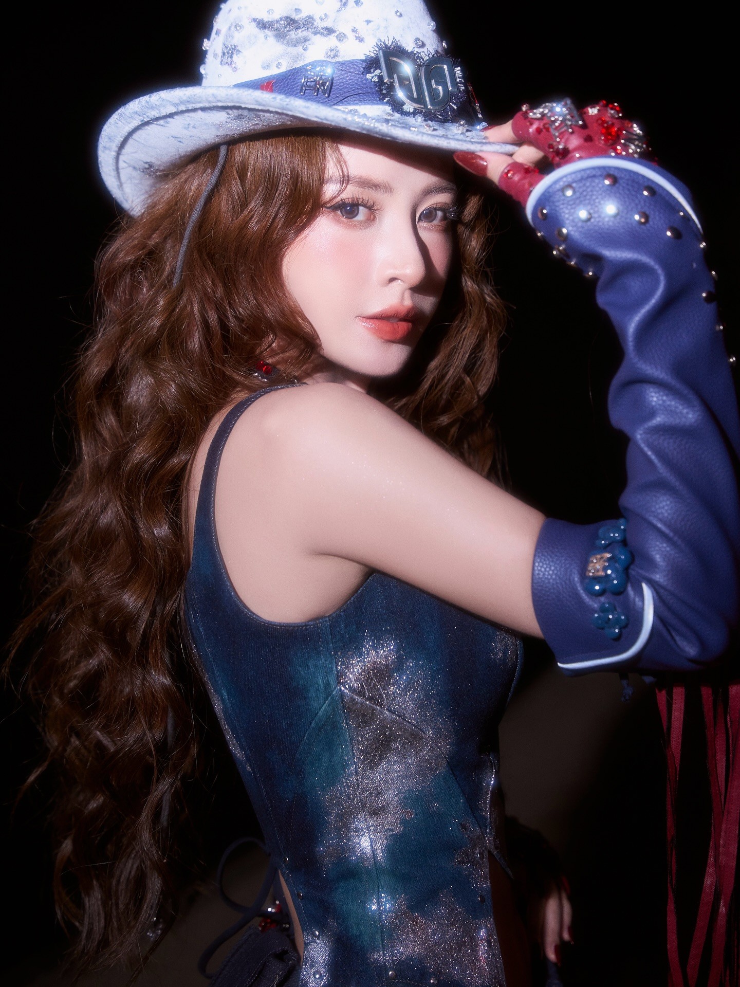 Khoảnh khắc 'giận rồi lại quên' của Chi Pu gây bão: Chạm đúng tim đen phái nữ