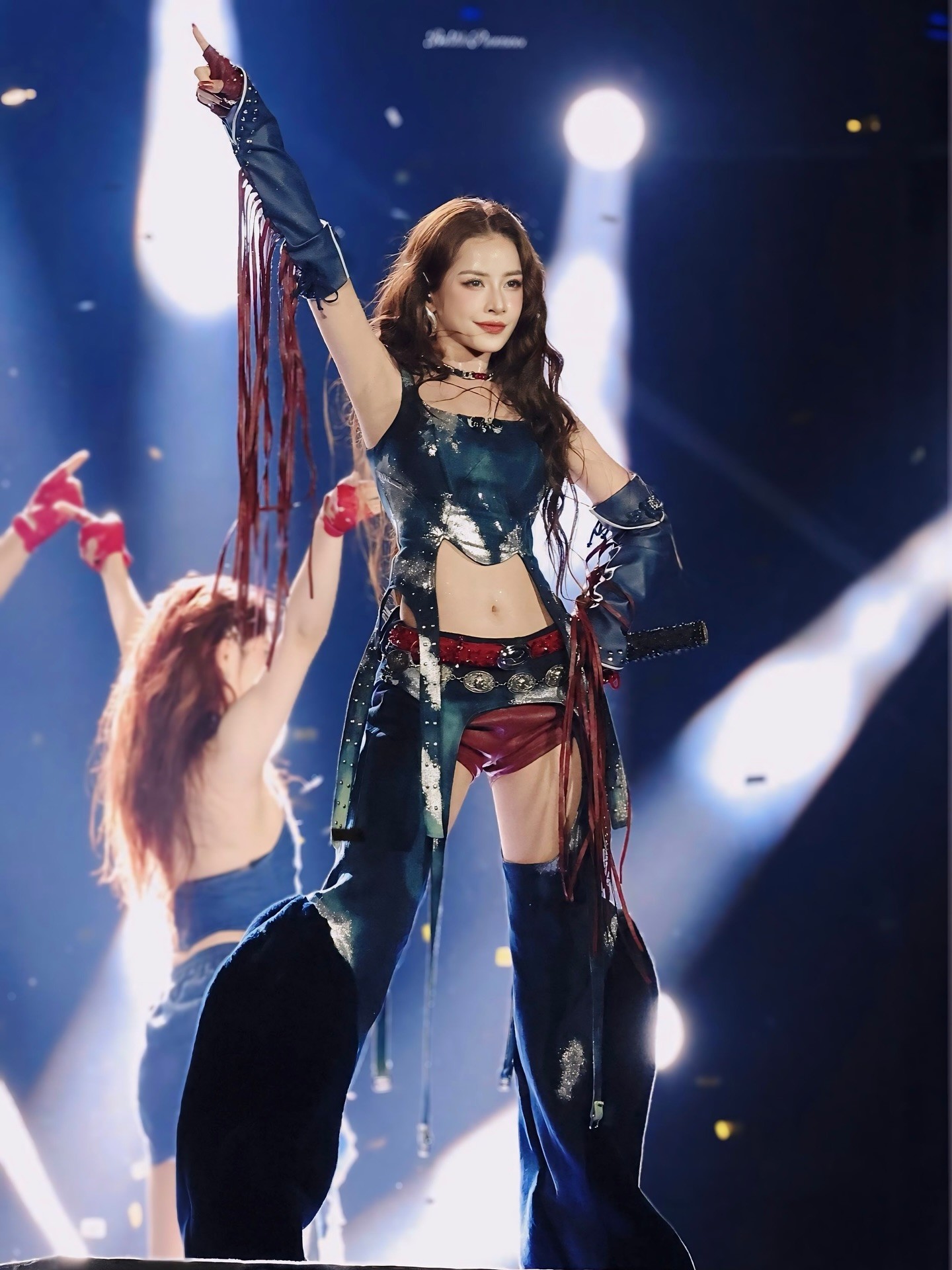 Khoảnh khắc 'giận rồi lại quên' của Chi Pu gây bão: Chạm đúng tim đen phái nữ