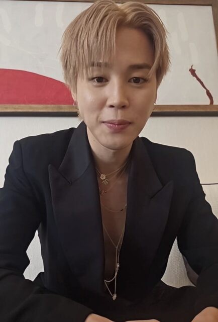 Jimin (BTS) bị chỉ trích vì giãi bày chuyện hẹn hò