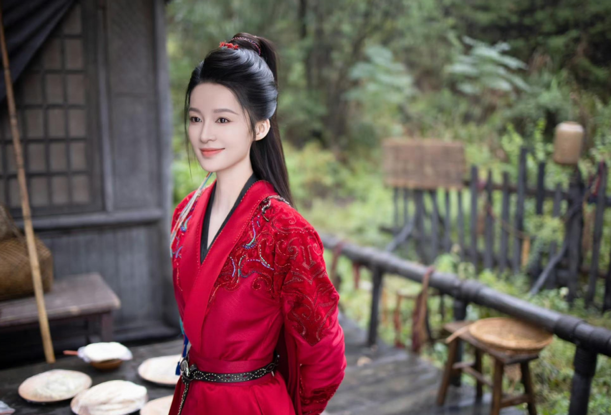 Lý Thấm đối mặt nhiều thách thức trong 'Nhất Tiếu Tùy Ca'