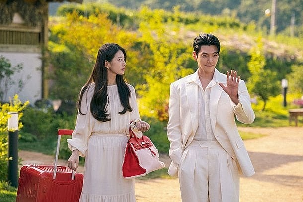'Genie, Make a Wish' của Suzy   Kim Woo Bin gây chia rẽ khán giả