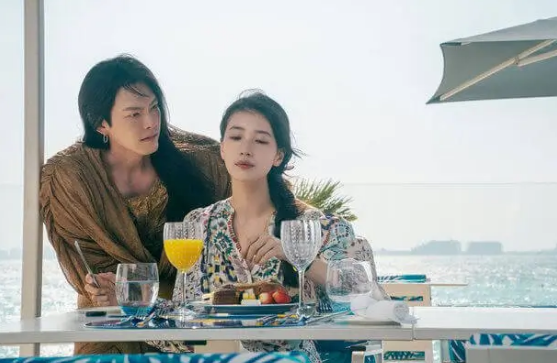 'Genie, Make a Wish' của Suzy   Kim Woo Bin gây chia rẽ khán giả