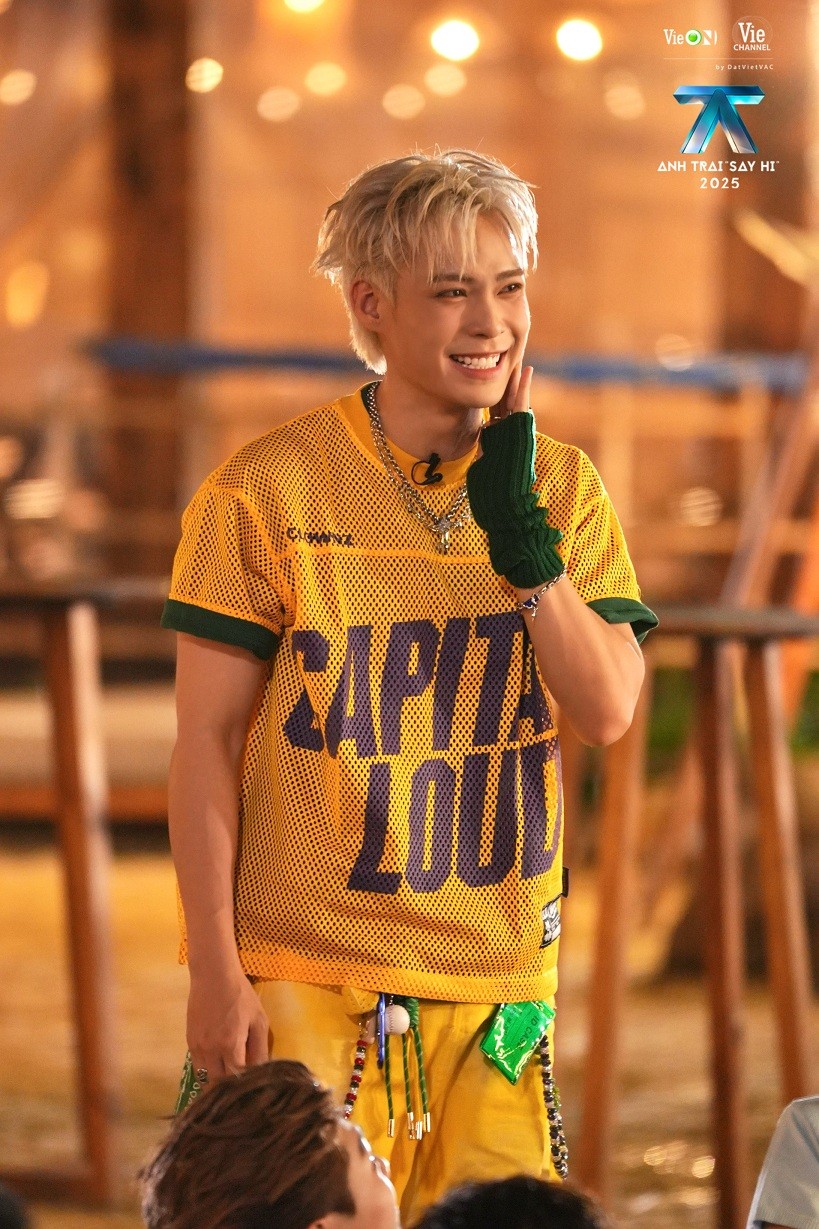 'Anh trai 'Say Hi' 2025' tập 3: 30 Anh trai bước vào 'Chuyến tàu định mệnh - Say Hi'