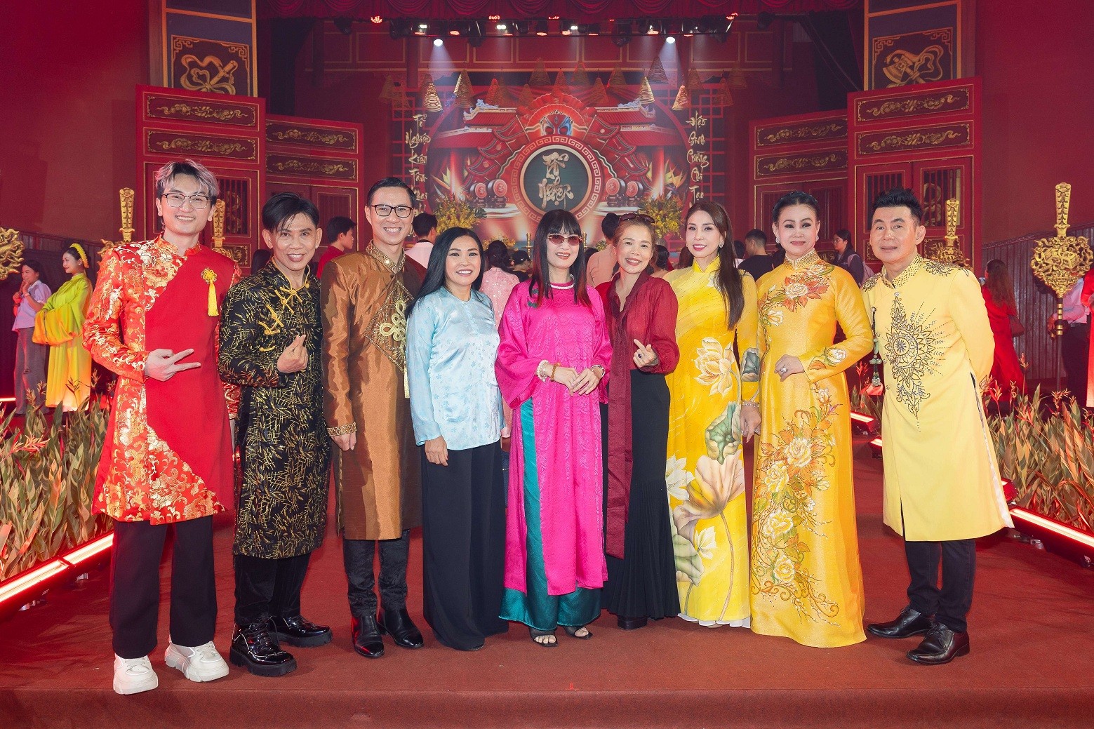 Nhiều thế hệ nghệ sĩ hội tụ ngày Giỗ Tổ tại NVH Thanh Niên TP. HCM