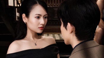 Ngân 'lột xác' gây sốt: Từ cô gái văn phòng giản dị đến 'tiểu thư du thuyền'