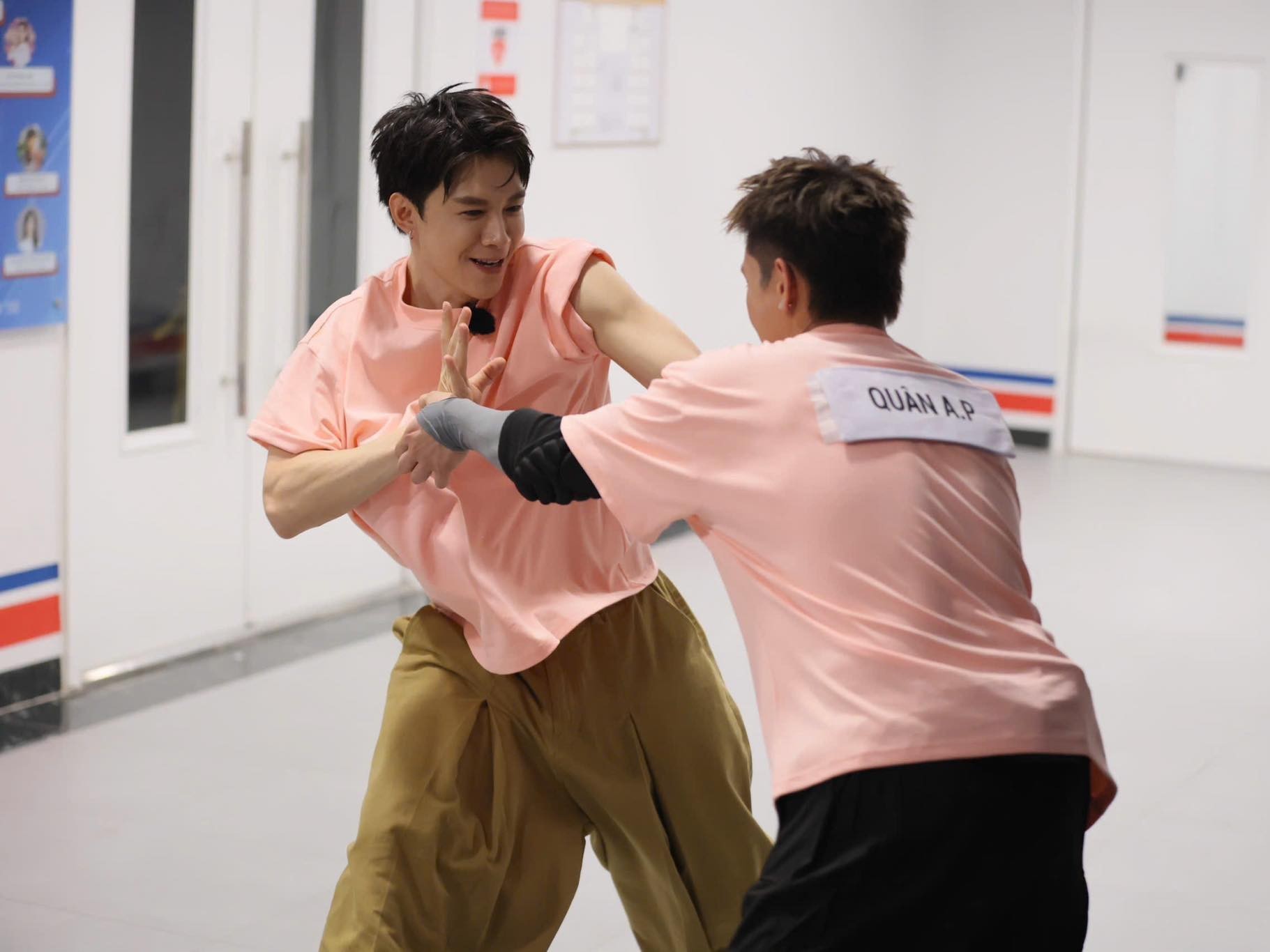 Anh Tú Atus gây bất ngờ với chiến thắng ngay tập đầu 'Running Man Vietnam 2025'