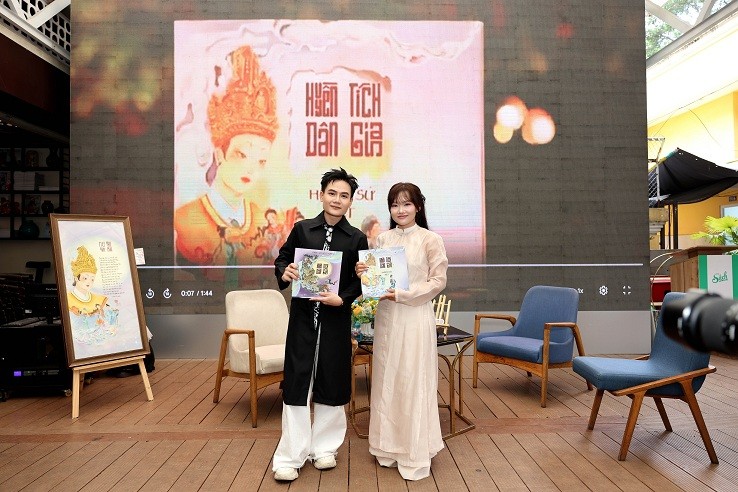 Huỳnh Lập, Lê Nhân, Khiết Đan chúc mừng người sáng tạo kênh TikTok nổi tiếng ra mắt sách 'Huyền tích dân gian'