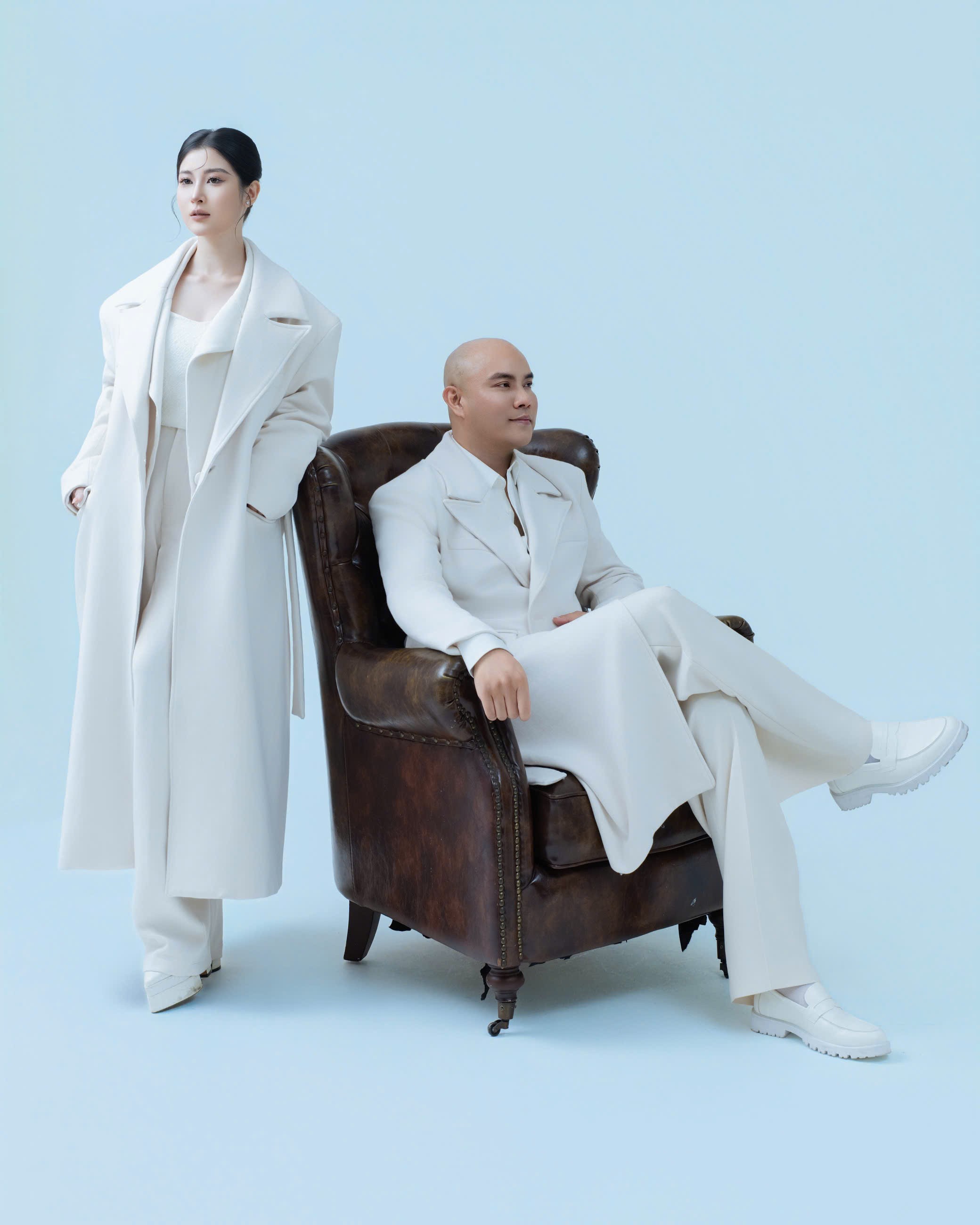 Hit 'Lệ ngang trời' của A Tuân - Hồ Nhi lọt Top xu hướng 4 phiên bản cùng lúc