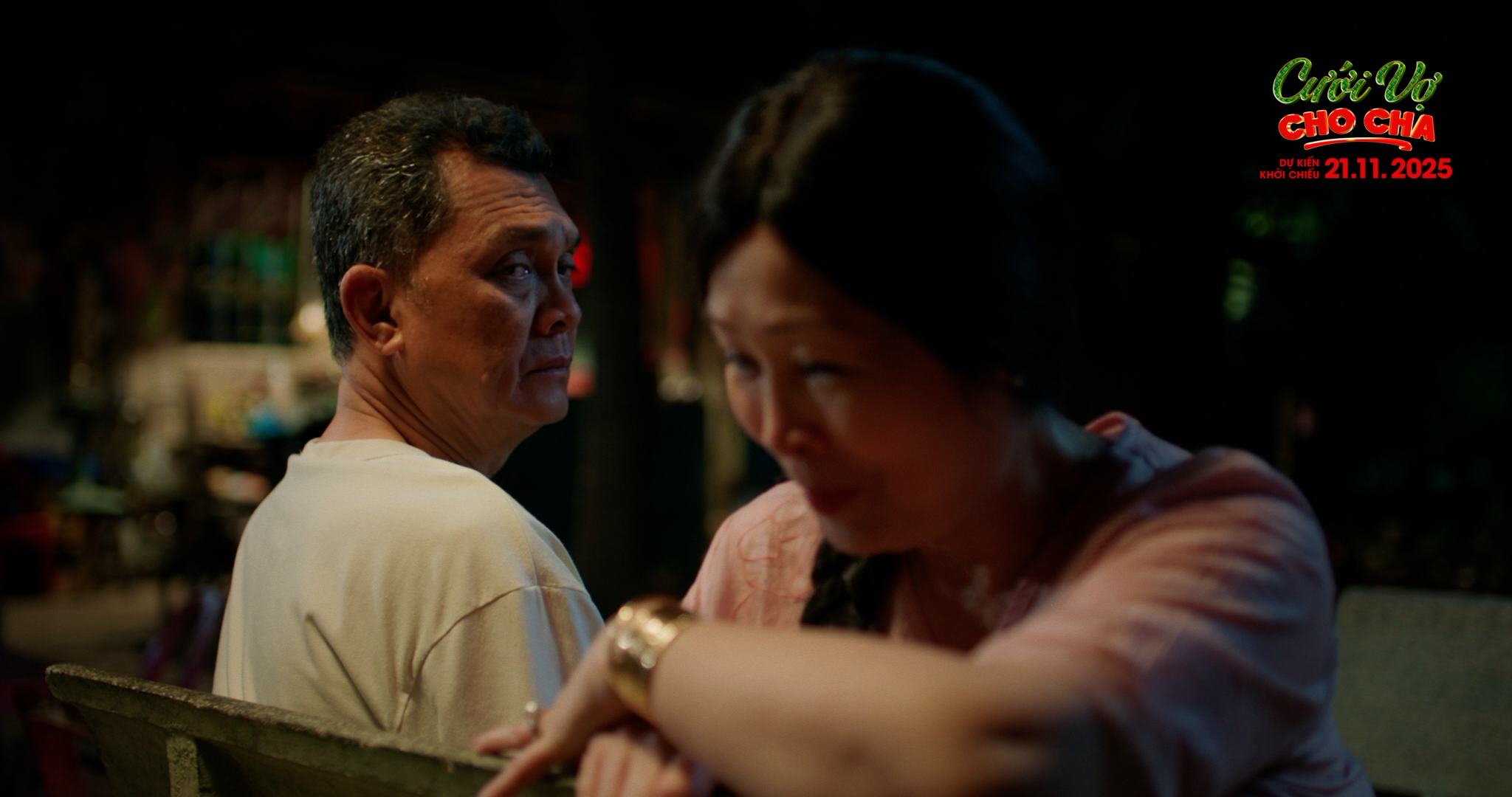 'Cưới vợ cho cha': Câu chuyện giục cưới chưa từng hết 'nóng' giữa hai thế hệ