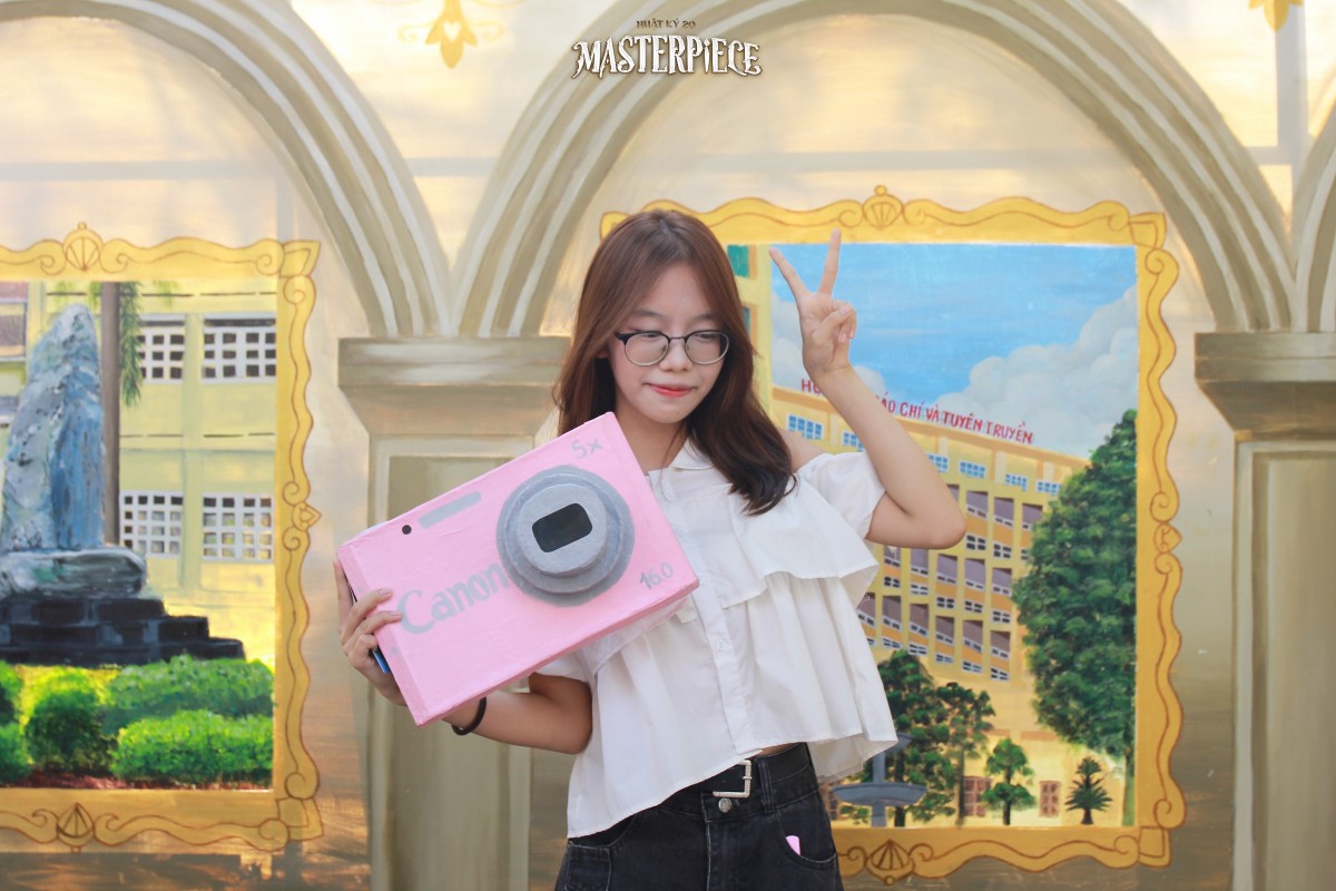 Từ mảnh ghép tuổi trẻ đến kiệt tác: Photobooth Nhật Ký 20 - 2025: Masterpiece chính thức ra mắt