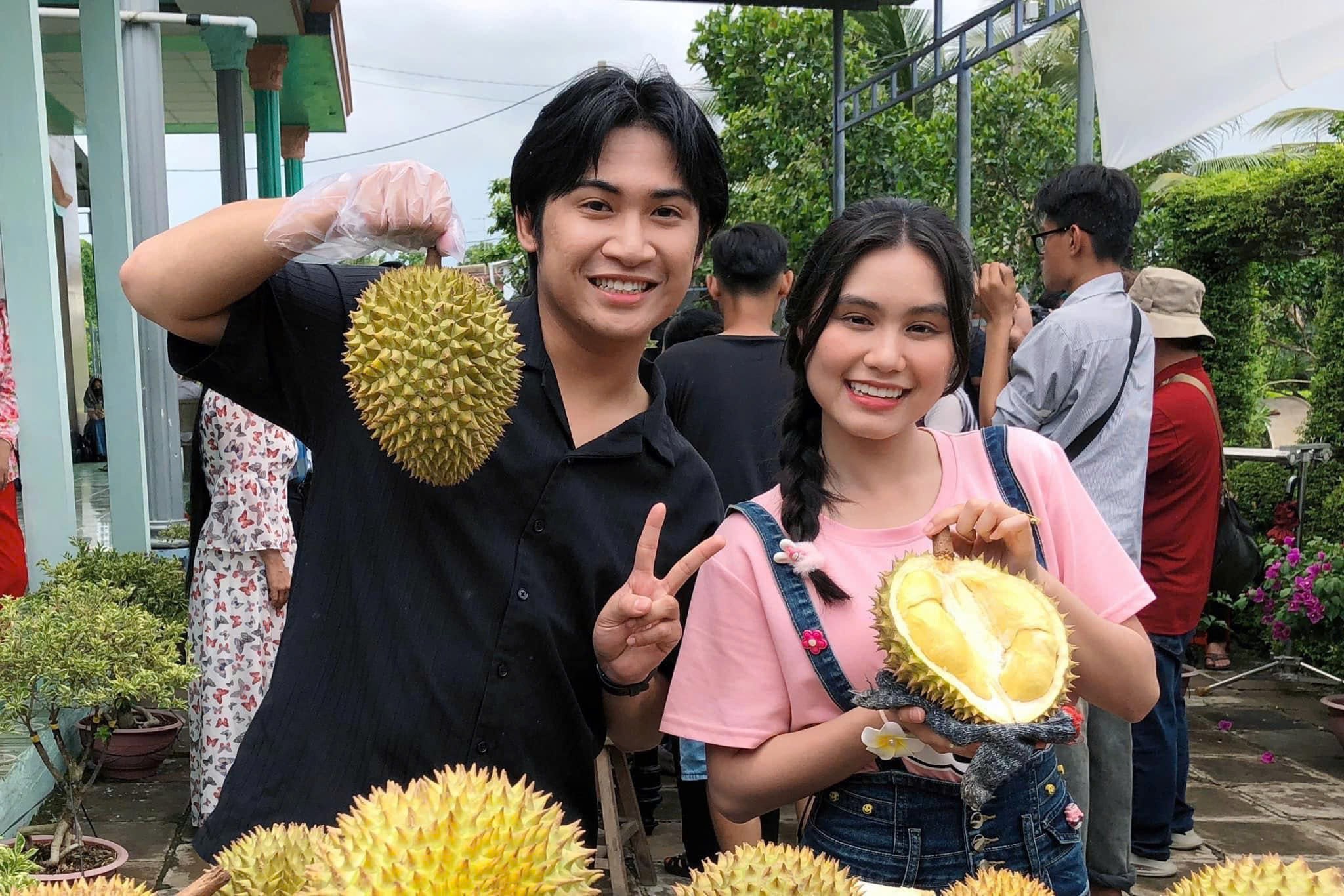 Bình Tinh hạnh phúc khi con trai Ngọc Cương nối nghiệp gia tộc Huỳnh Long