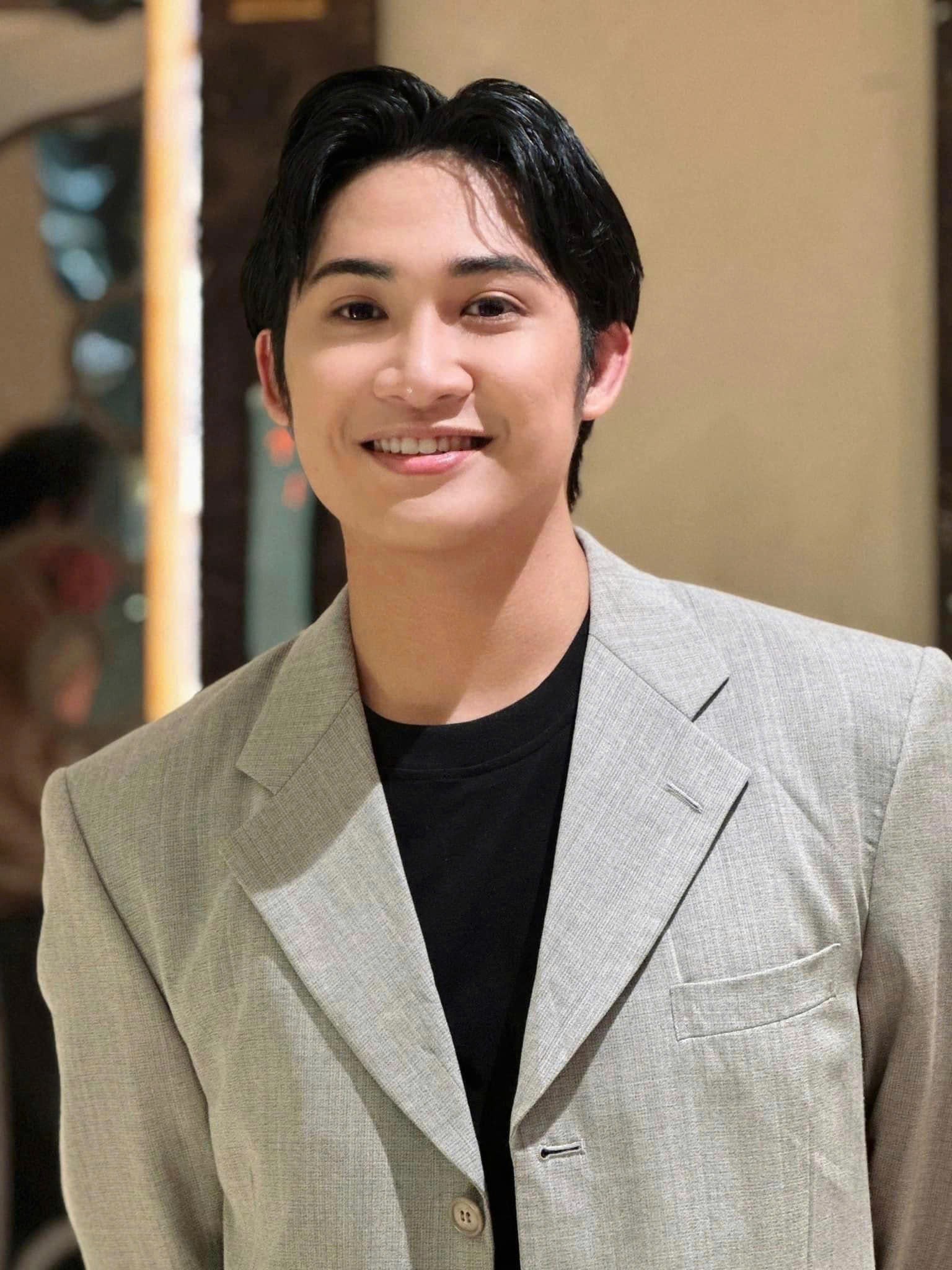 Bình Tinh hạnh phúc khi con trai Ngọc Cương nối nghiệp gia tộc Huỳnh Long