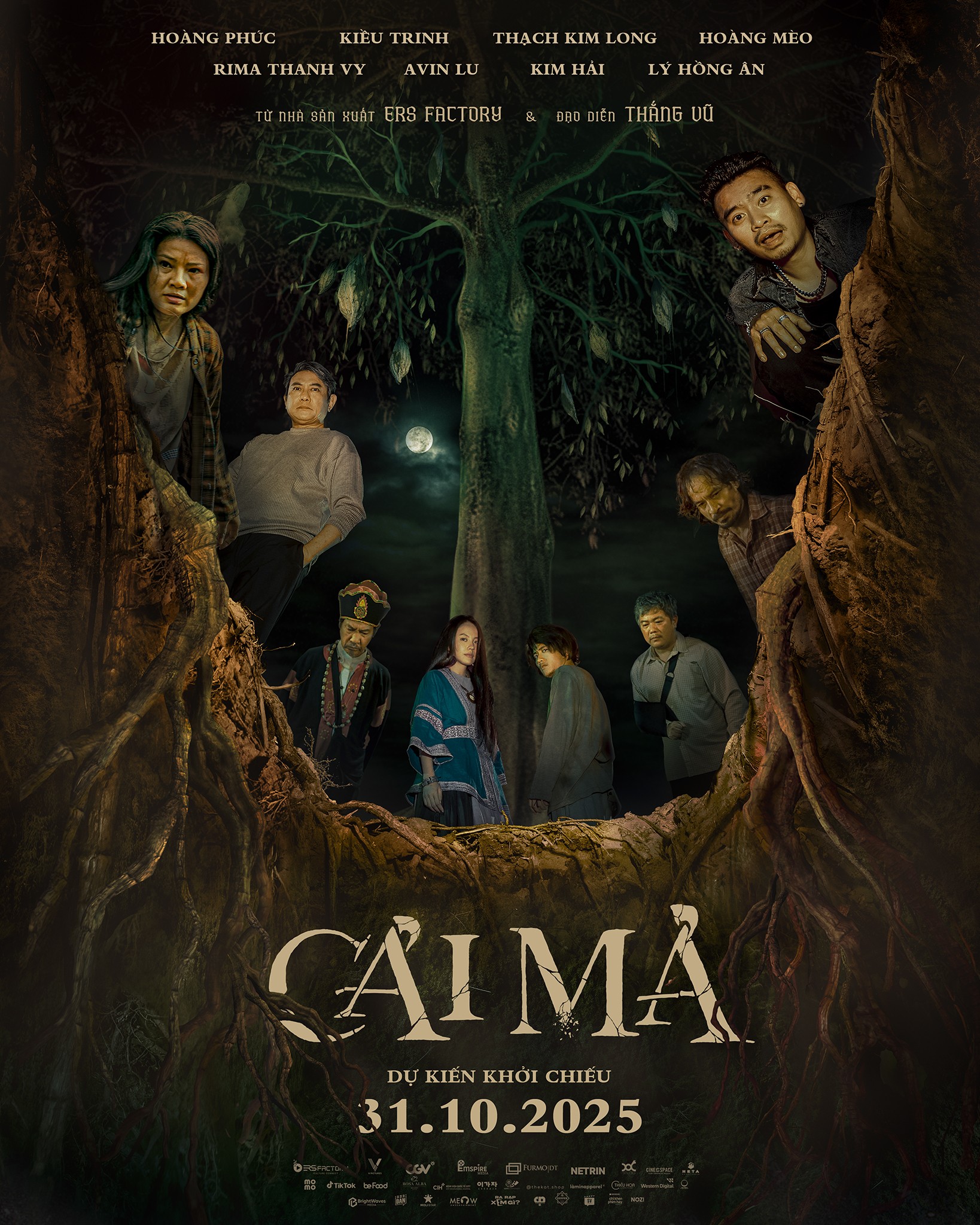 'Cải mả' và thử thách lùm xùm: Đạo diễn Thắng Vũ kêu gọi bảo vệ công sức Ê-kíp