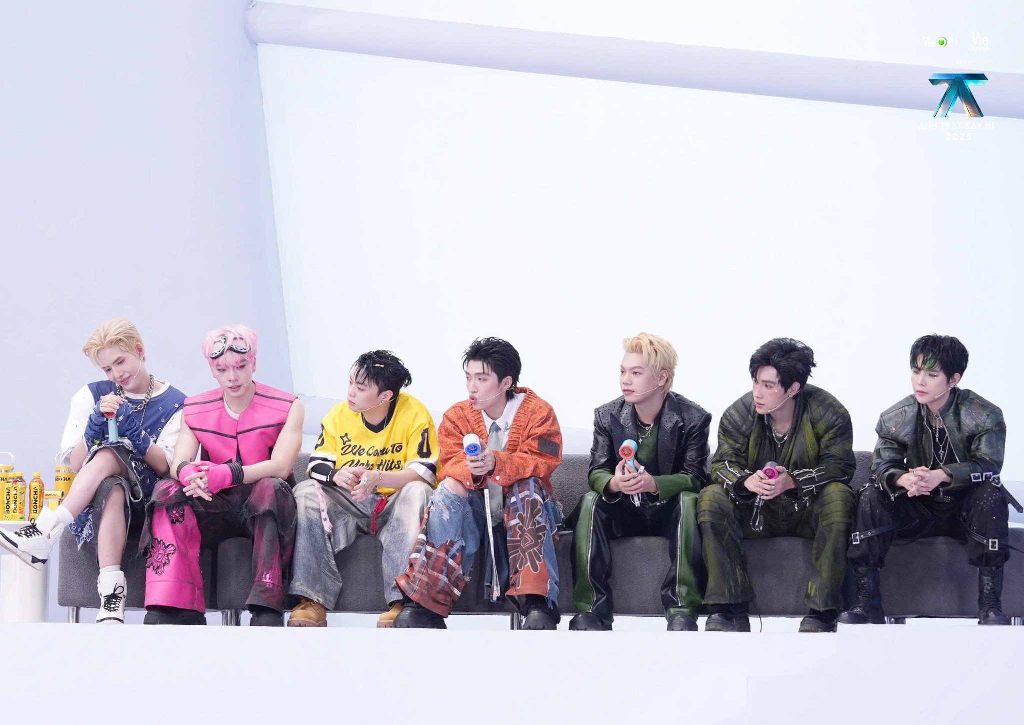 'Anh trai 'Say Hi' 2025' tập 4: Không chỉ trình diễn, Live Stage 2 sẽ chứng kiến màn 'đổi vibe' cực gắt từ dàn Anh trai