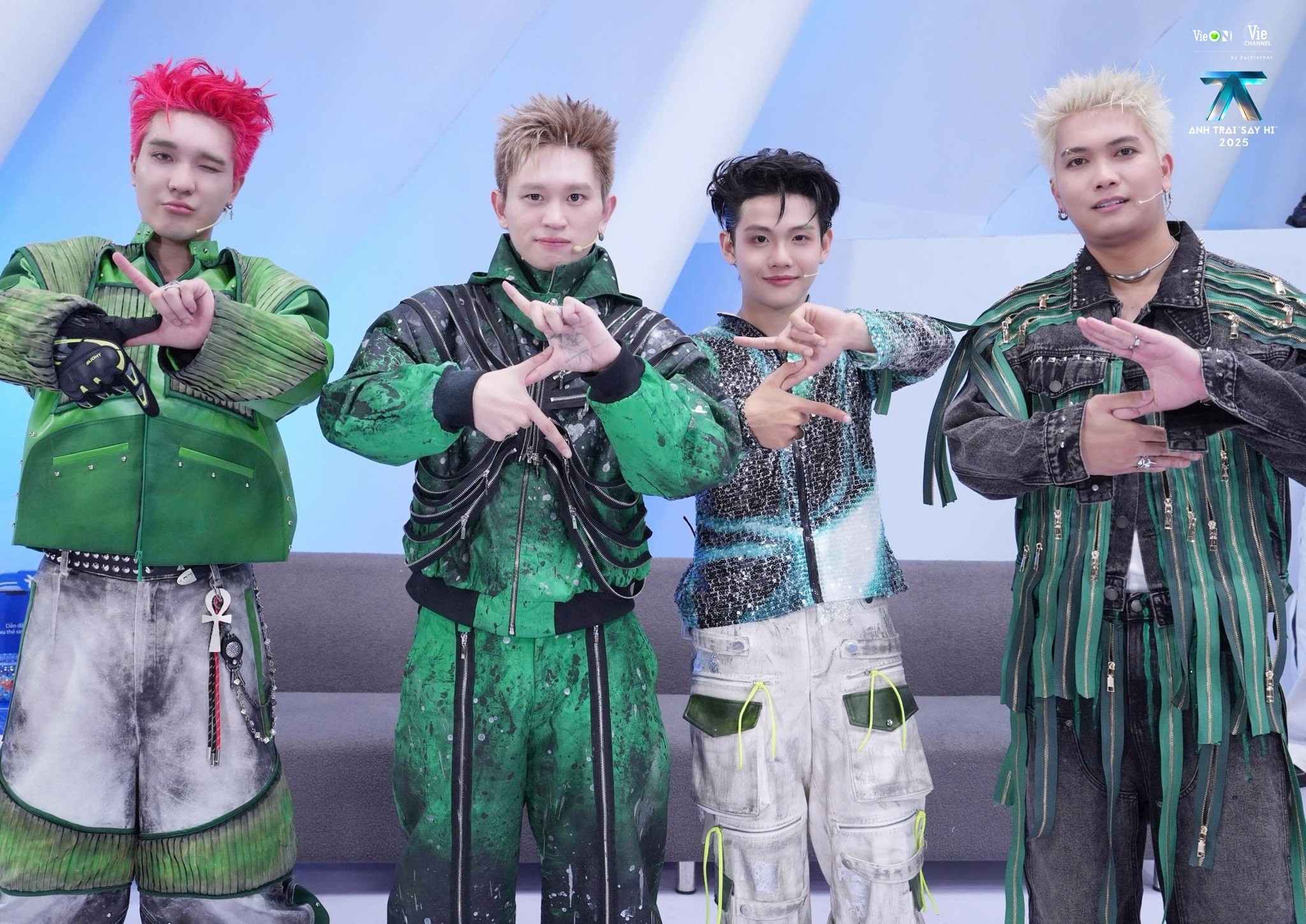 'Anh trai 'Say Hi' 2025' tập 4: Không chỉ trình diễn, Live Stage 2 sẽ chứng kiến màn 'đổi vibe' cực gắt từ dàn Anh trai