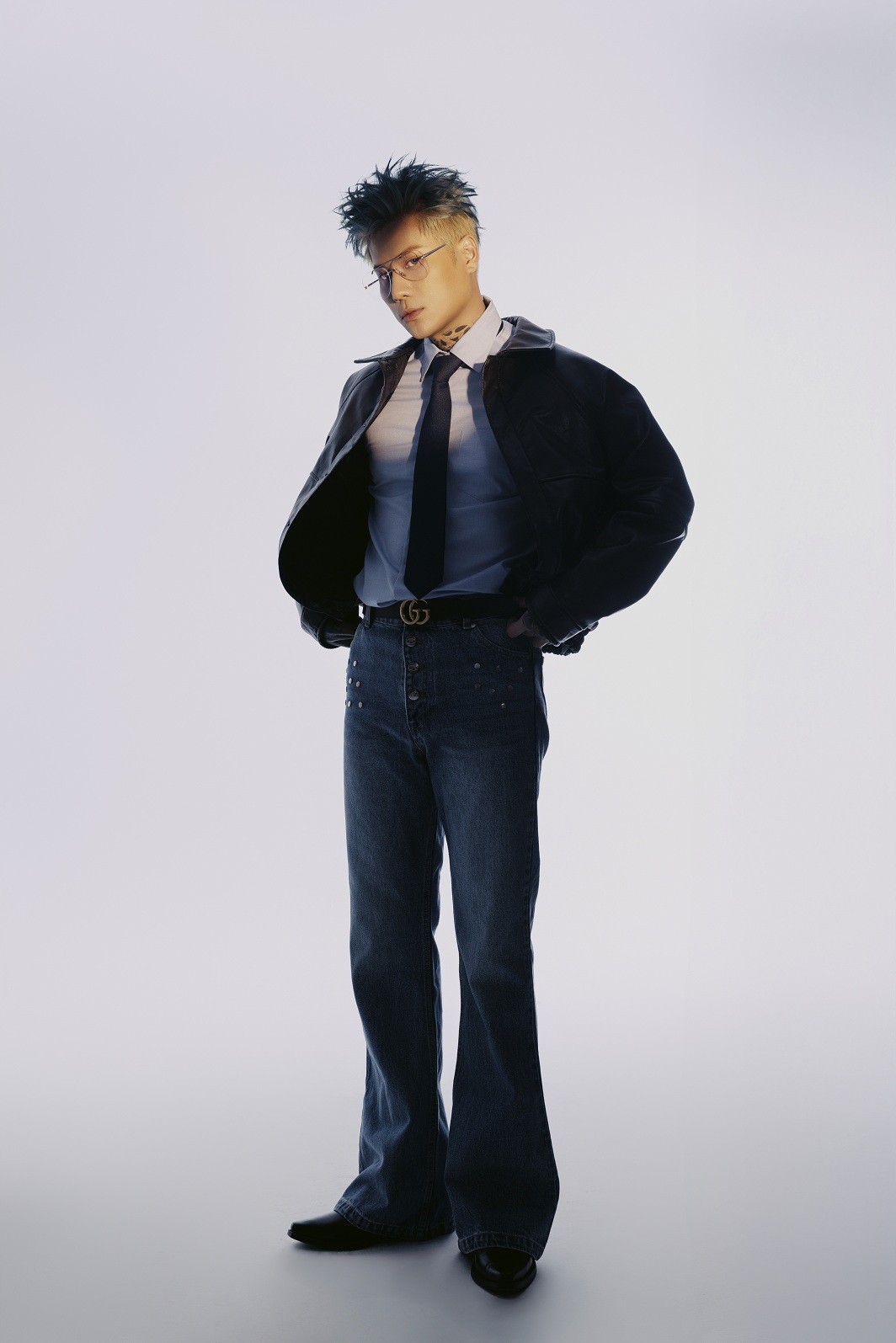 Hiện tượng Dickson 'lột xác' với hình ảnh mới