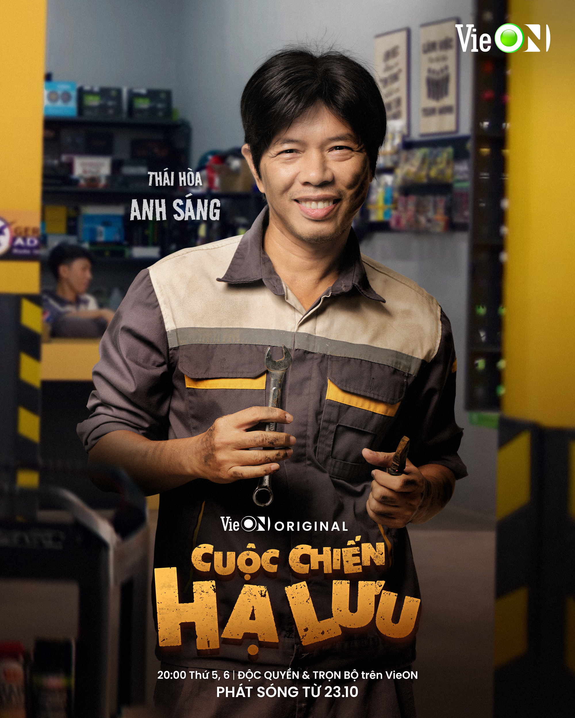 'Cuộc chiến hạ lưu' hé lộ tạo hình loạt diễn viên cùng màn tái ngộ của bộ ba 'Tử chiến trên không'