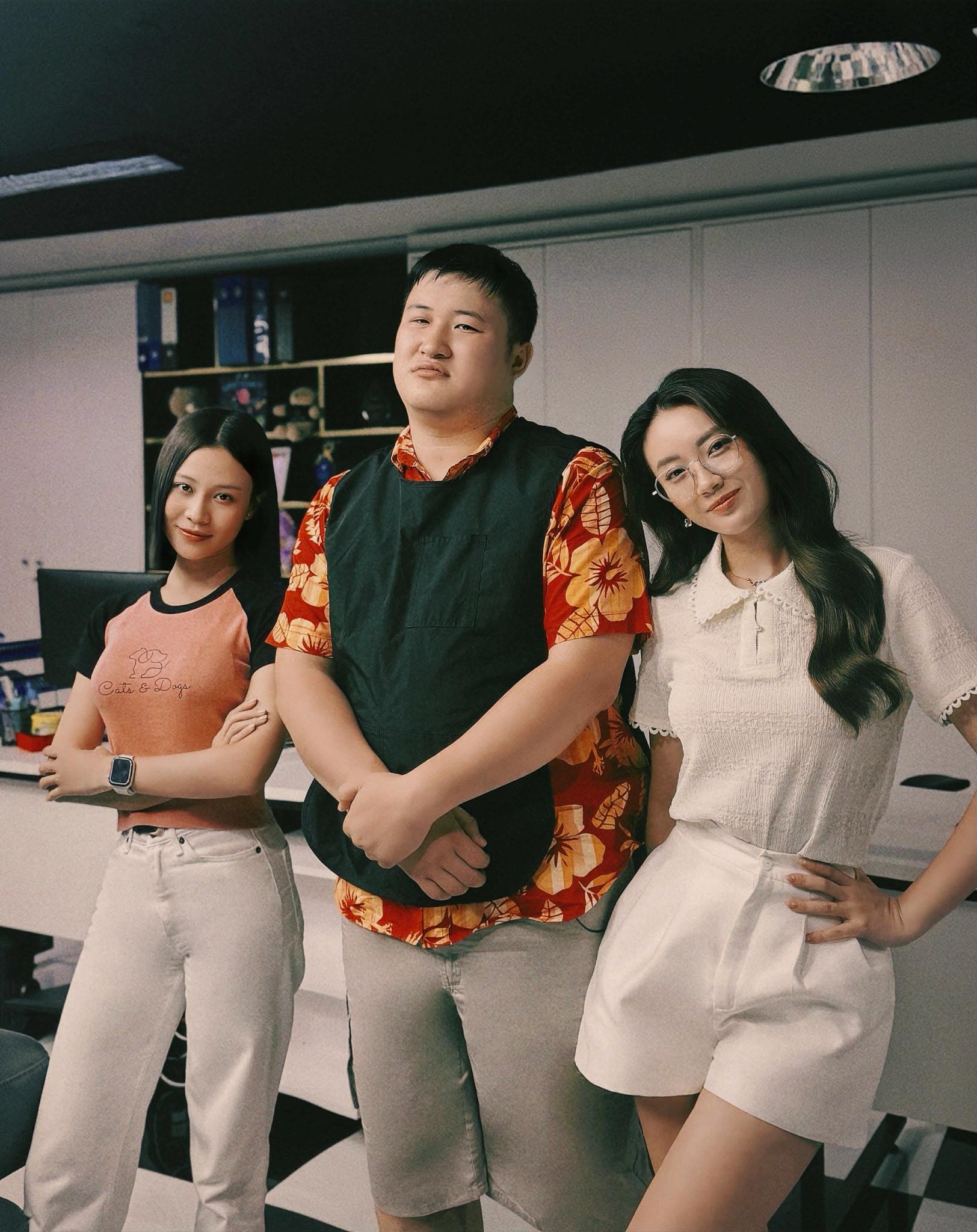 Cách em 1 milimet 'gây bão' với loạt ảnh hậu trường: hai thế hệ, một linh hồn