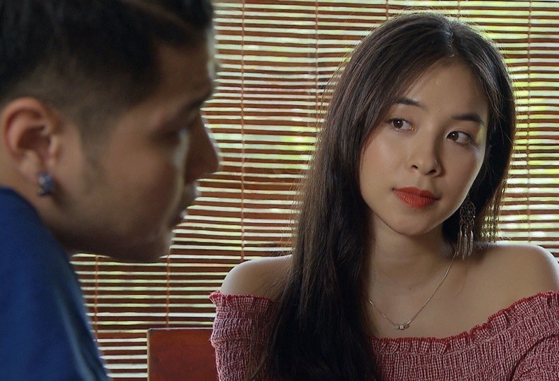 Diễn viên 'Làng trong phố' - Trần Vân đến Thái Nguyên hỗ trợ người dân