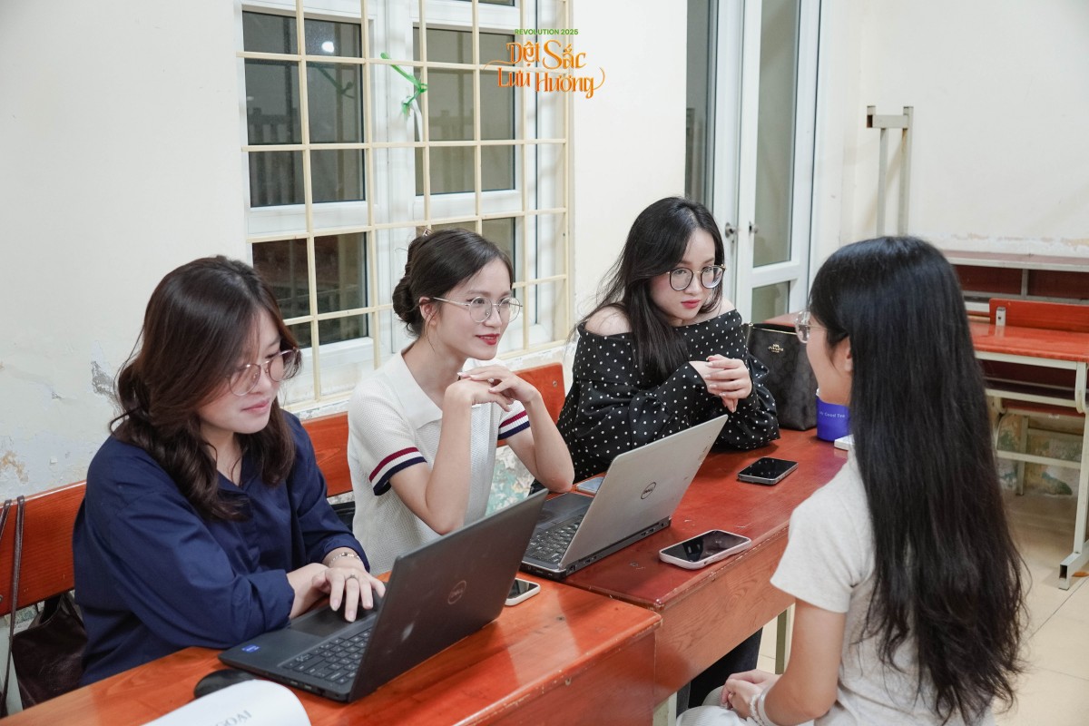 Revolution 2025: Dệt Sắc Lưu Hương khởi động hành trình tìm kiếm những “dải lụa mới”