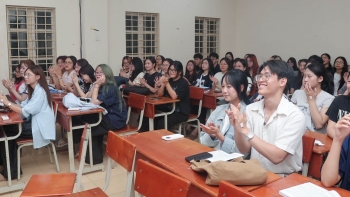 Revolution 2025: Dệt sắc lưu hương khởi động hành trình tìm kiếm những 'dải lụa mới'