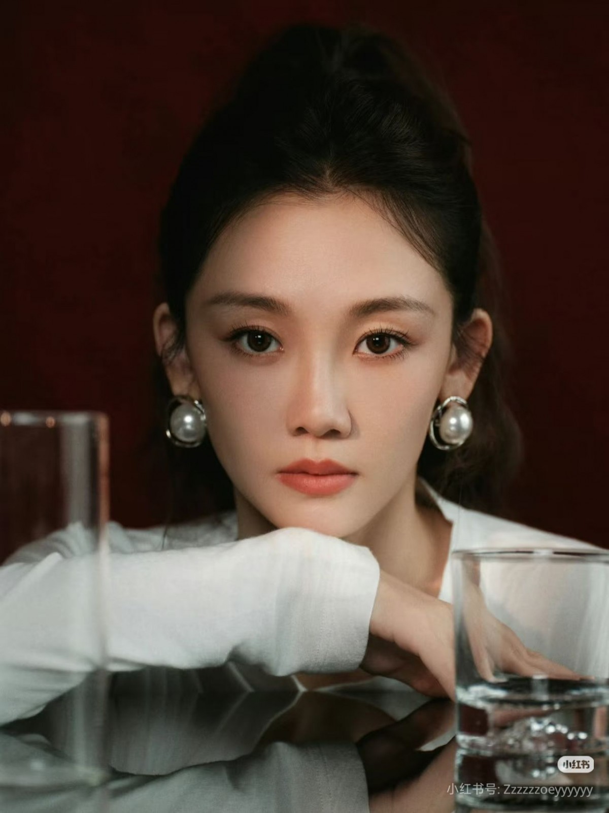 Top sao nữ 'hút fan' trên Douyin: Triệu Lộ Tư vượt qua Địch Lệ Nhiệt Ba