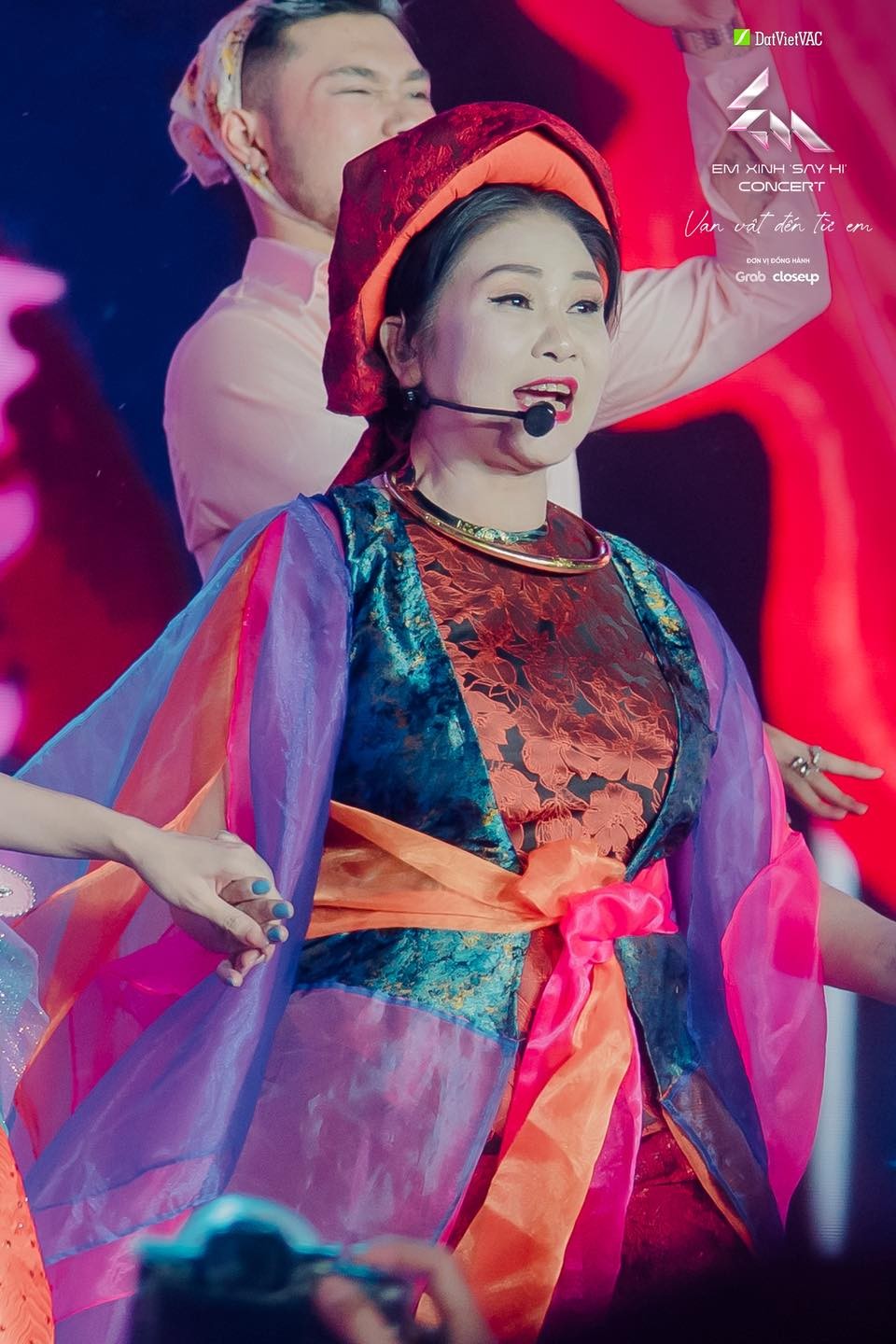 NSND Thanh Ngoan và màn kết hợp thế hệ bùng nổ tại concert 'Em Xinh Say Hi'