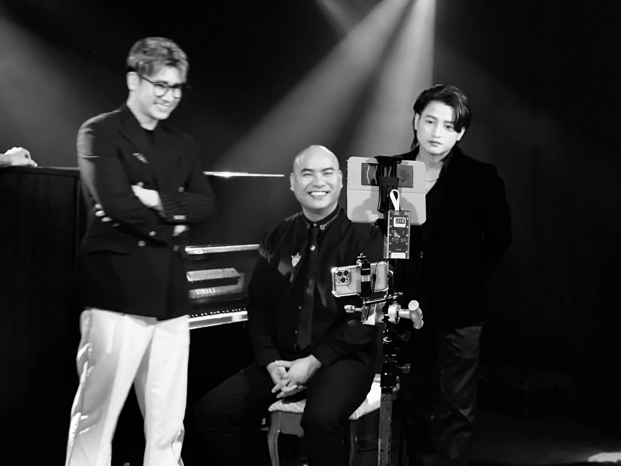 Ca sĩ Đỗ Minh Quân kết hợp bất ngờ cùng A Tuân và Chu Bin trong MV 'Vai diễn cuộc đời'