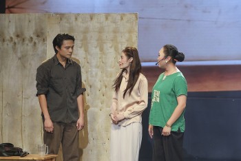 'Tình Bolero 2025': Henry Nguyễn ghi dấu ấn với màn trình diễn đầy cảm xúc