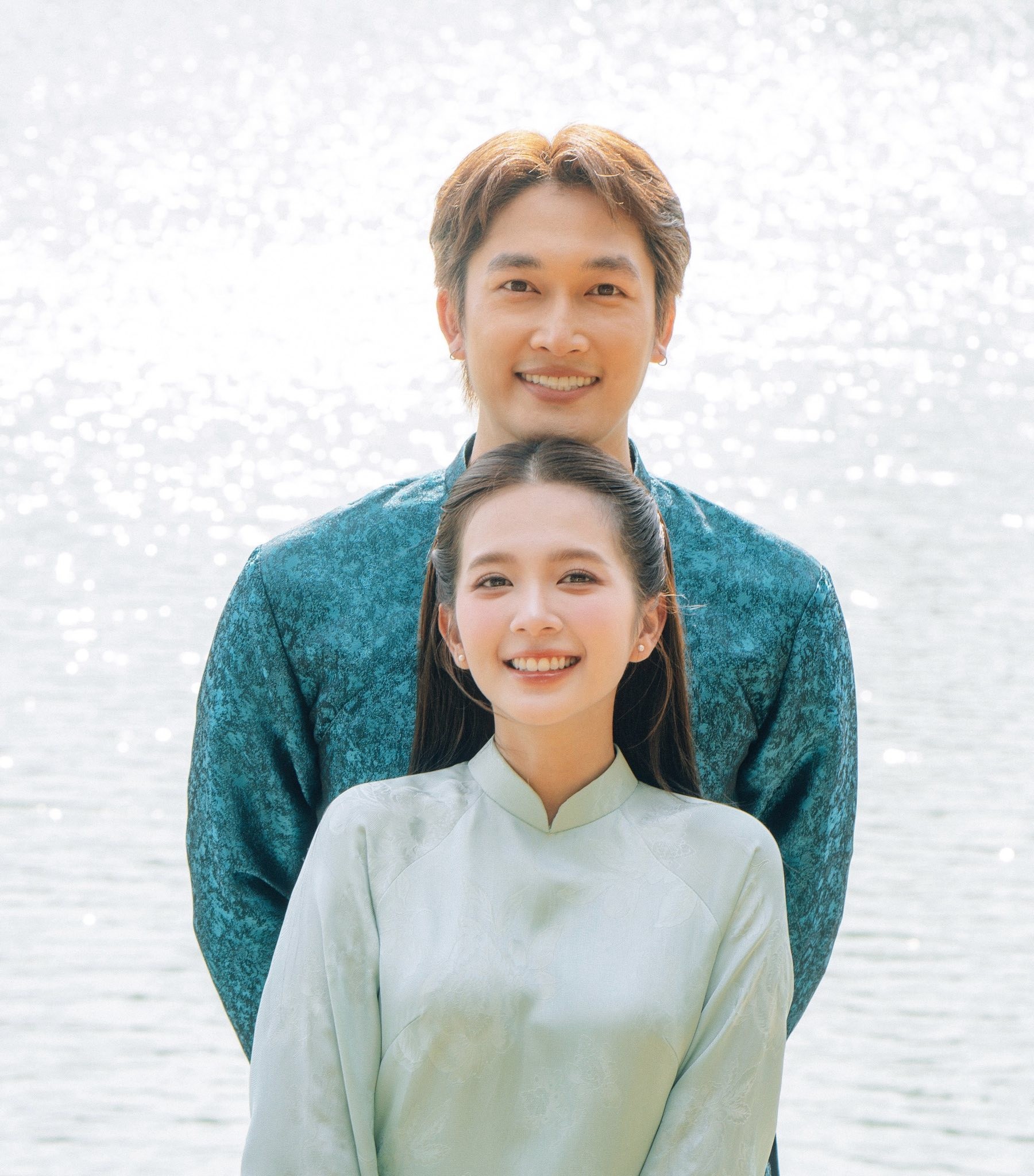 Đình Tú - Ngọc Huyền: Giữa tin vui và những 'sóng ngầm' dư luận