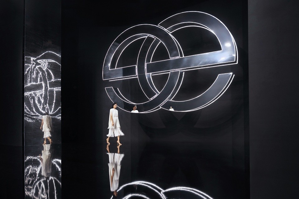 Mỹ nhân Việt đổ bộ 'Elise Fashion Show 2025'